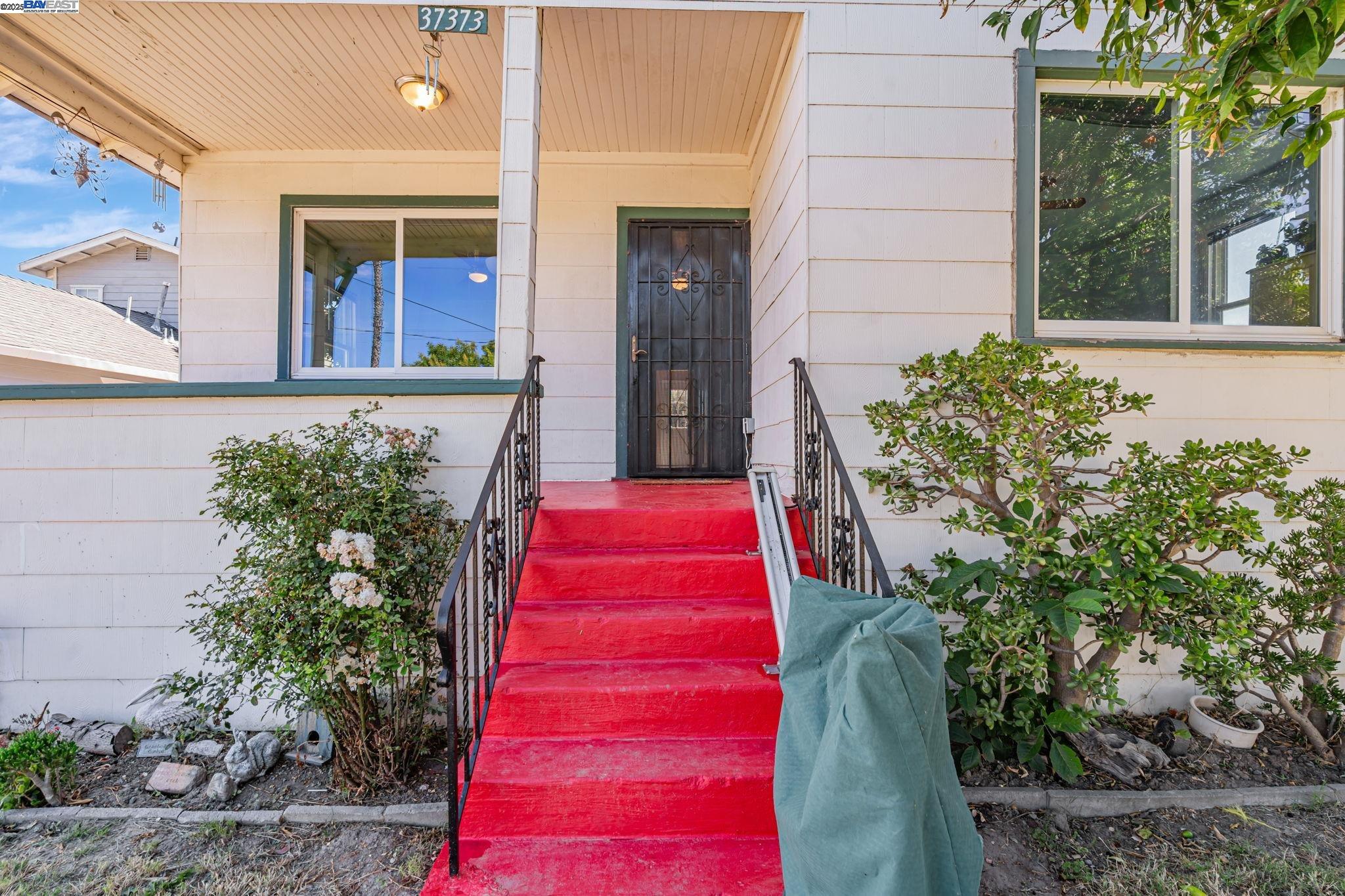 Fremont, California, 94536, United States, 3 Bedrooms Bedrooms, ,1 BathroomBathrooms,Residential,For Sale,1911094