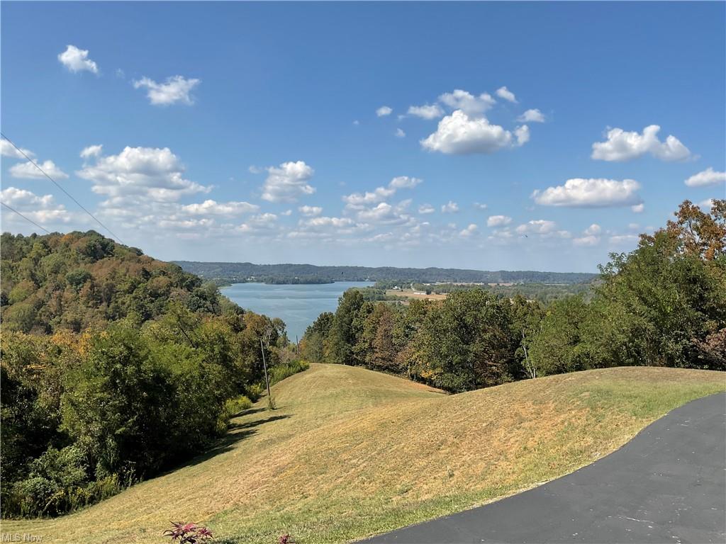 Mount Alto, West Virginia, 25264, United States, 4 Bedrooms Bedrooms, ,3 BathroomsBathrooms,Residential,For Sale,1979084