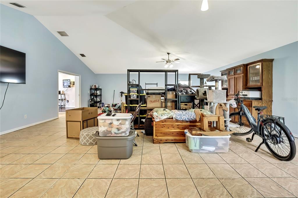 Dunnellon, Florida, 34434, United States, 3 Bedrooms Bedrooms, ,2 BathroomsBathrooms,Residential,For Sale,1921059
