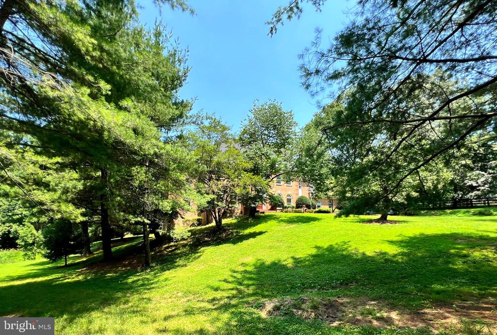 Great Falls, Virginia, 22066, United States, 5 Bedrooms Bedrooms, ,5 BathroomsBathrooms,Residential,For Sale,1900616