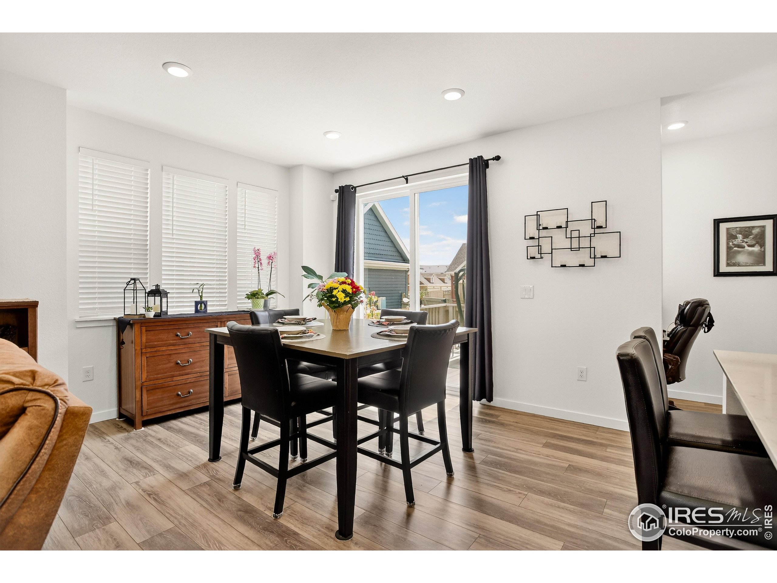 Erie, Colorado, 80516, United States, 3 Bedrooms Bedrooms, ,2 BathroomsBathrooms,Residential,For Sale,1912360