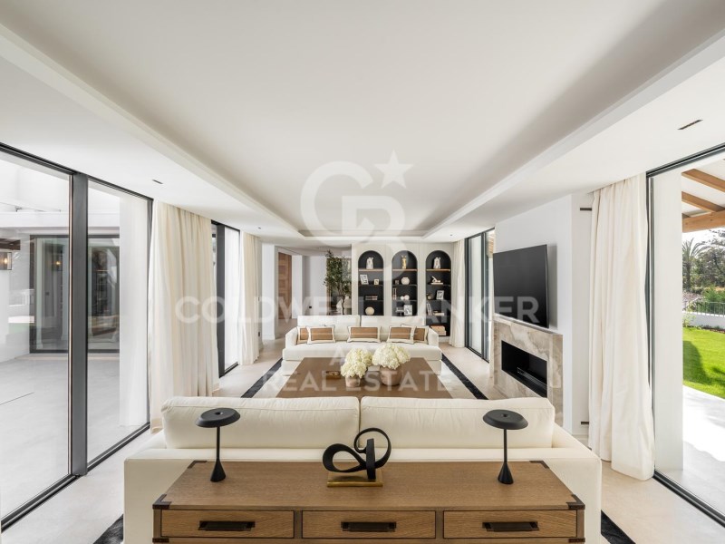 Marbella, Andalusia, ES, 5 Bedrooms Bedrooms, ,6 BathroomsBathrooms,Residential,For Sale,1785544