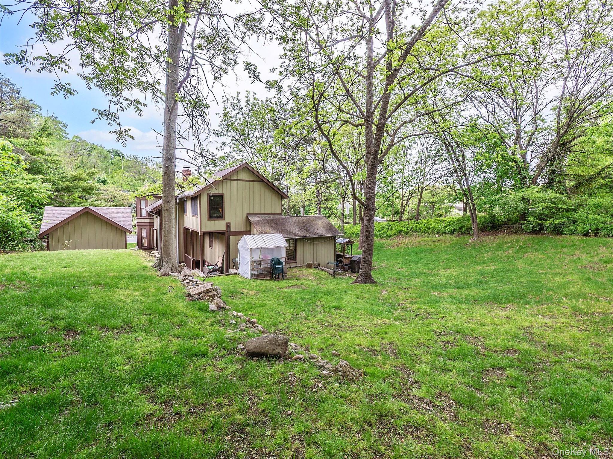 130 Mott Avenue, Roslyn, NY, 11576 - 物件實景