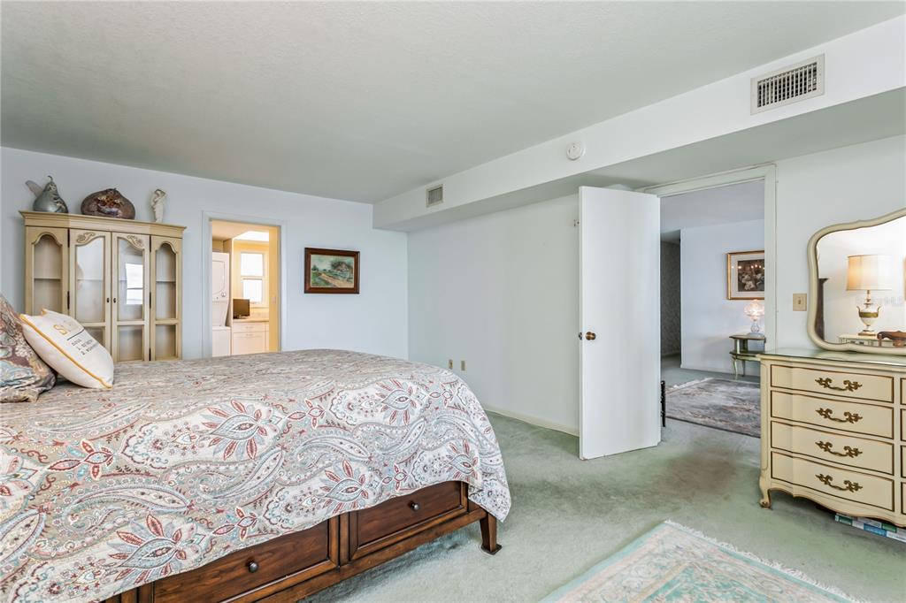 5200 Brittany Drive S Unit 1708, Saint Petersburg, Florida, 33715, United States, 2 Bedrooms Bedrooms, ,2 BathroomsBathrooms,Residential,For Sale,5200 Brittany Drive S Unit 1708,1658784