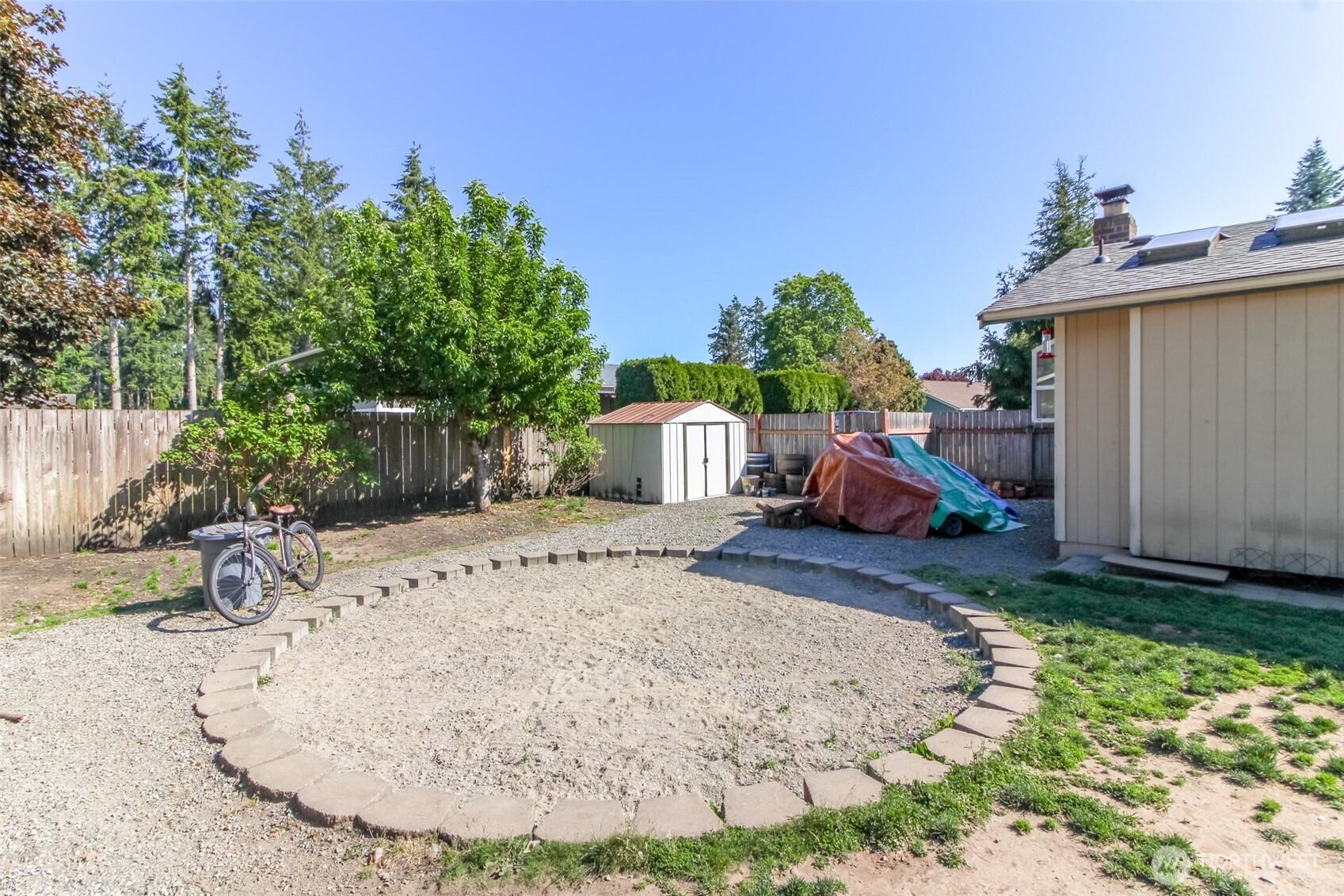 Puyallup, Washington, 98374, United States, 3 Bedrooms Bedrooms, ,2 BathroomsBathrooms,Residential,For Sale,1942897