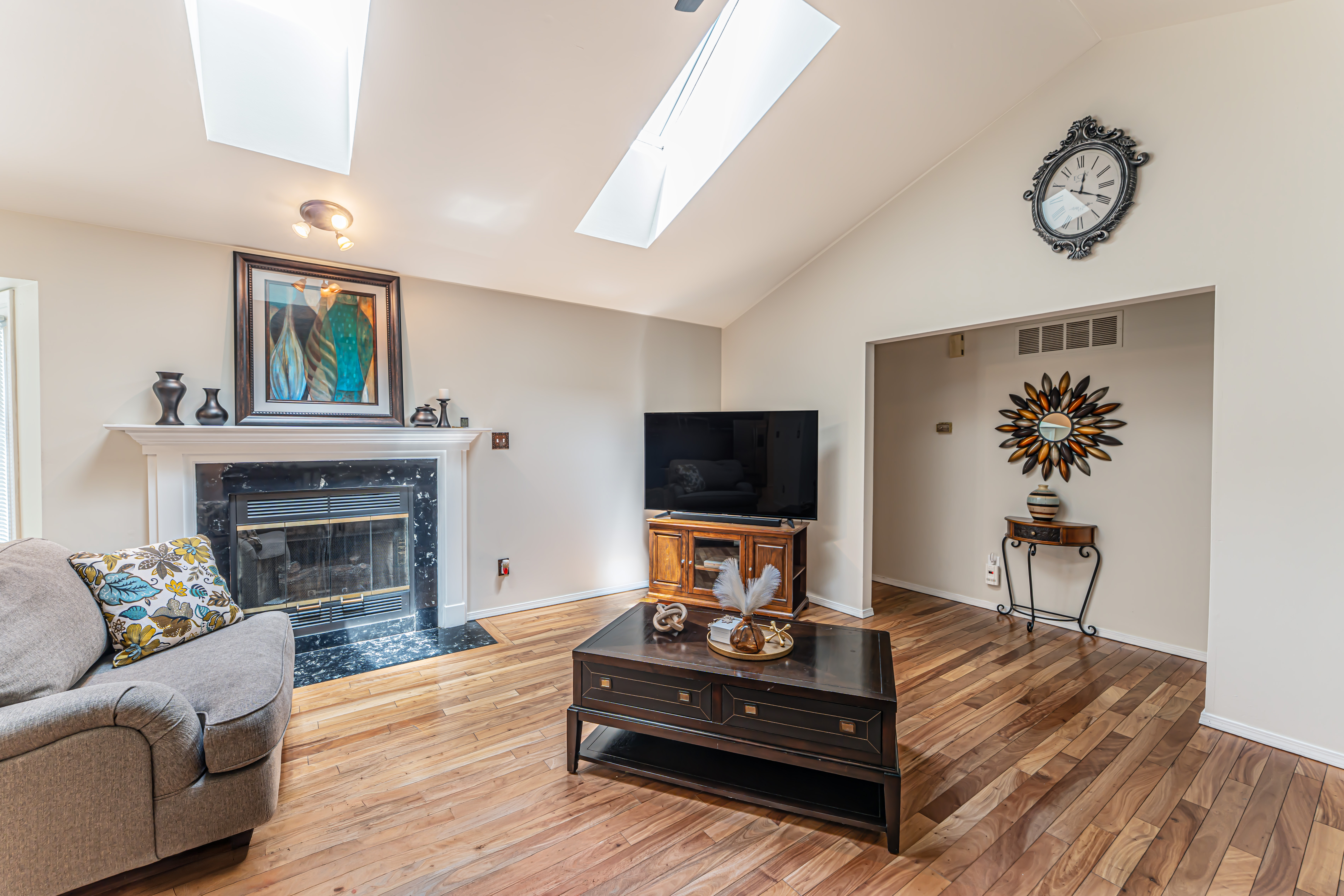  25 Beaujolais Drive, Florissant, MO 63031 - 物件實景