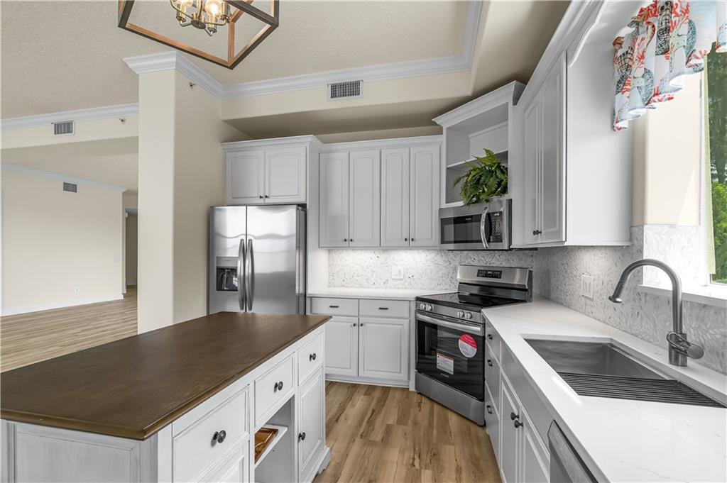 Fort Pierce, Florida, 34949, United States, 3 Bedrooms Bedrooms, ,3 BathroomsBathrooms,Residential,For Sale,1846883
