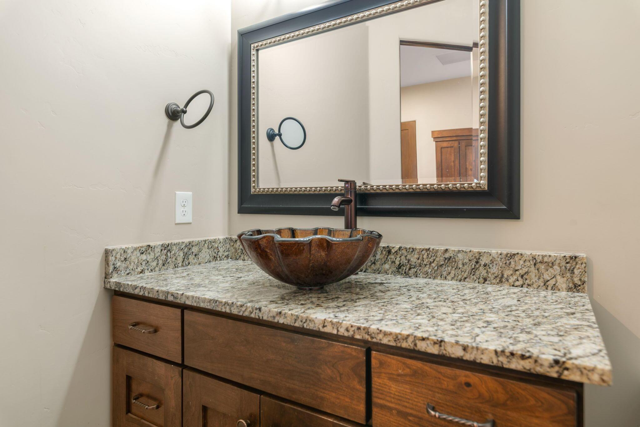 St George, Utah, 84770, United States, 5 Bedrooms Bedrooms, ,7 BathroomsBathrooms,Residential,For Sale,1900533