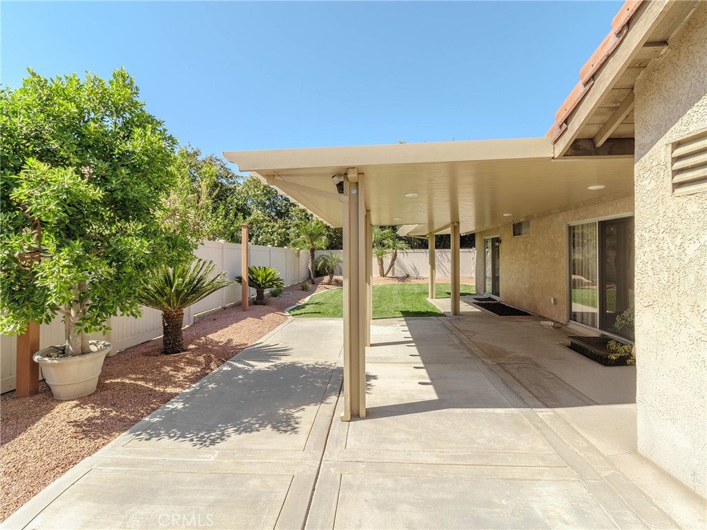 Redlands, California, 92374, United States, 4 Bedrooms Bedrooms, ,2 BathroomsBathrooms,Residential,For Sale,1921818
