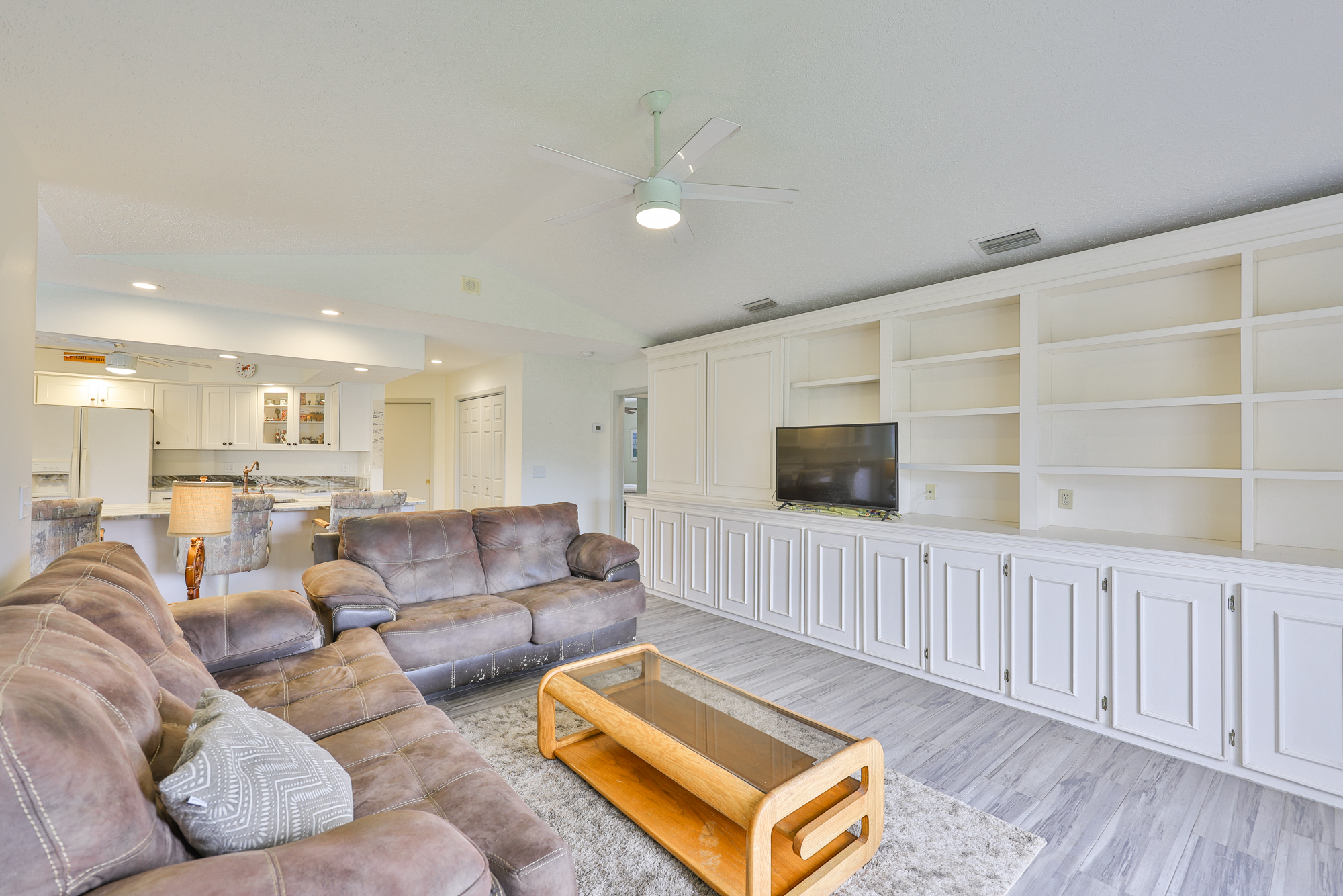 Apollo Beach, Florida, 33572, United States, 4 Bedrooms Bedrooms, ,3 BathroomsBathrooms,Residential,For Sale,1976005