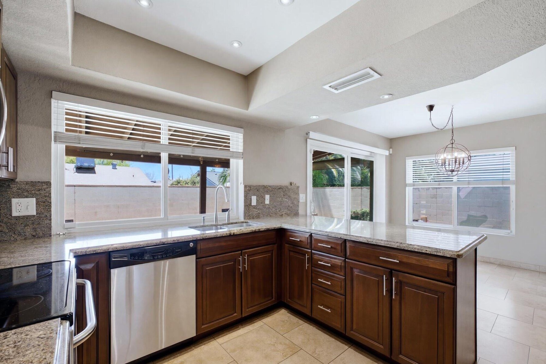  6259 E Acoma Drive  Scottsdale, AZ - 物件實景