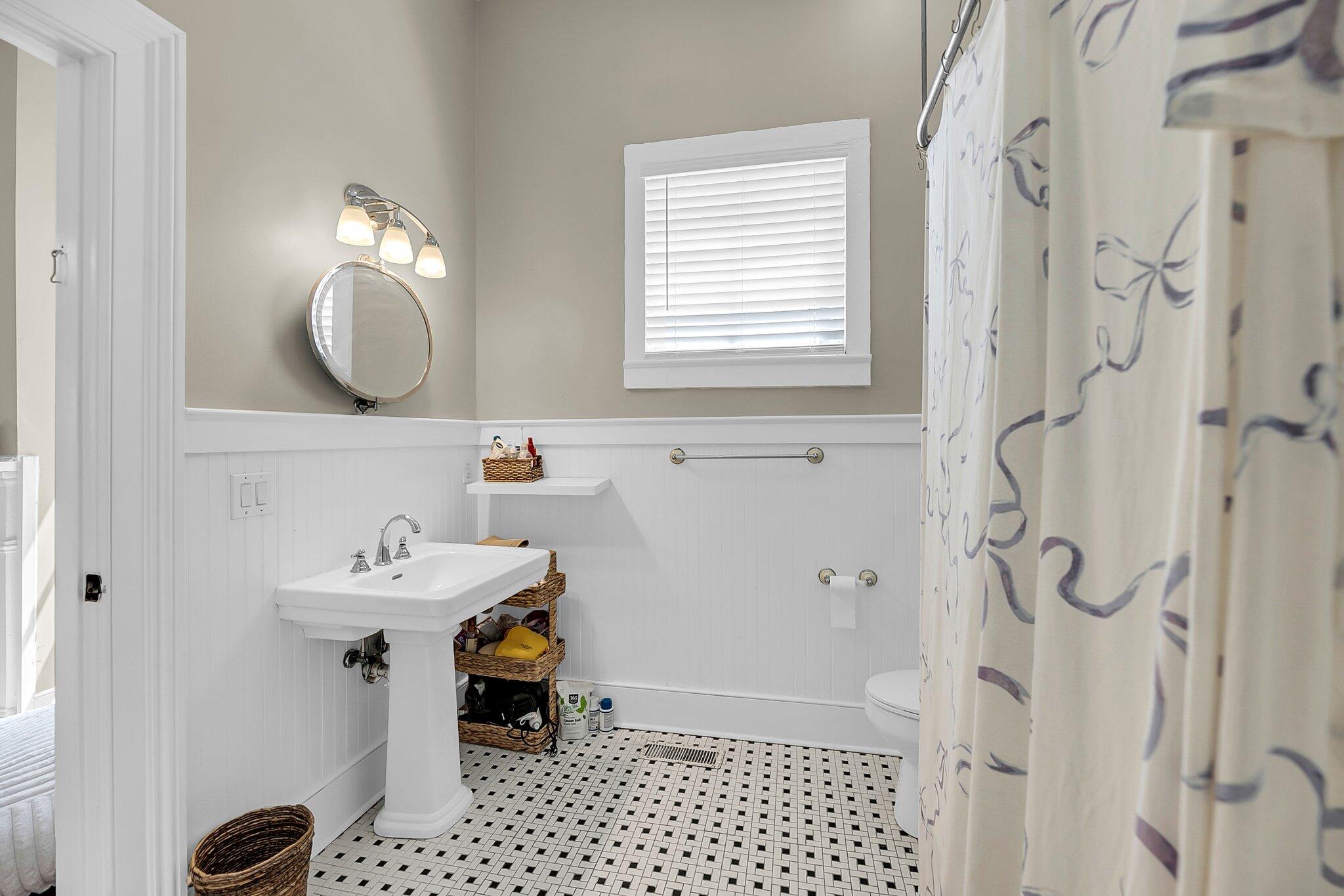 Charleston, South Carolina, 29403, United States, 3 Bedrooms Bedrooms, ,3 BathroomsBathrooms,Residential,For Sale,1875123