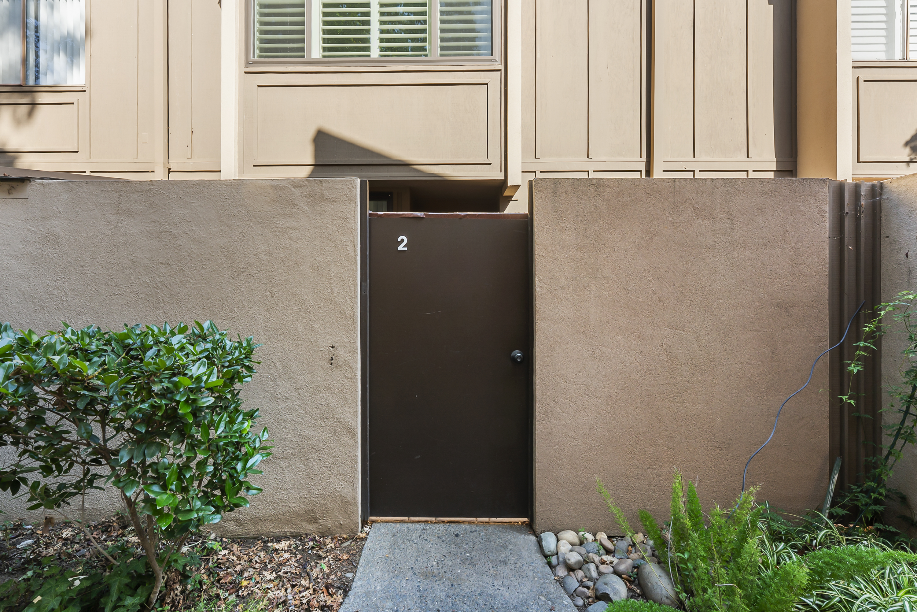  709 Woodside Lane East #2, Sacramento, CA 95825 - 物件實景