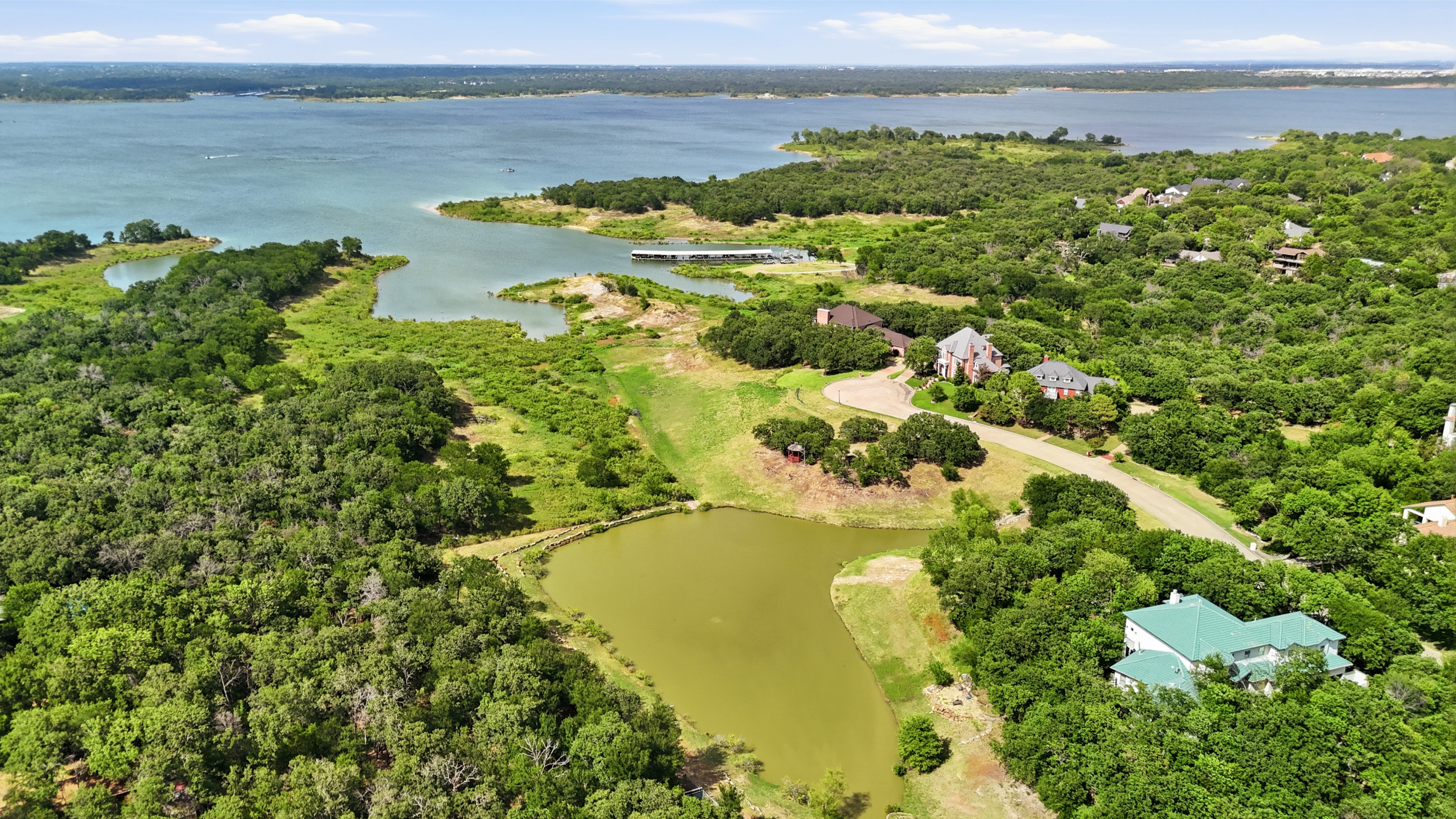  2930 Peninsula Drive, Grapevine, TX, 76051 - 物件實景