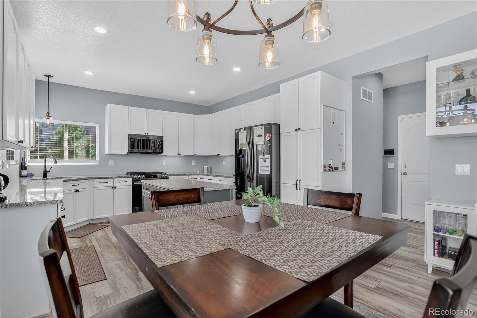 Aurora, Colorado, 80018, United States, 3 Bedrooms Bedrooms, ,3 BathroomsBathrooms,Residential,For Sale,1913333