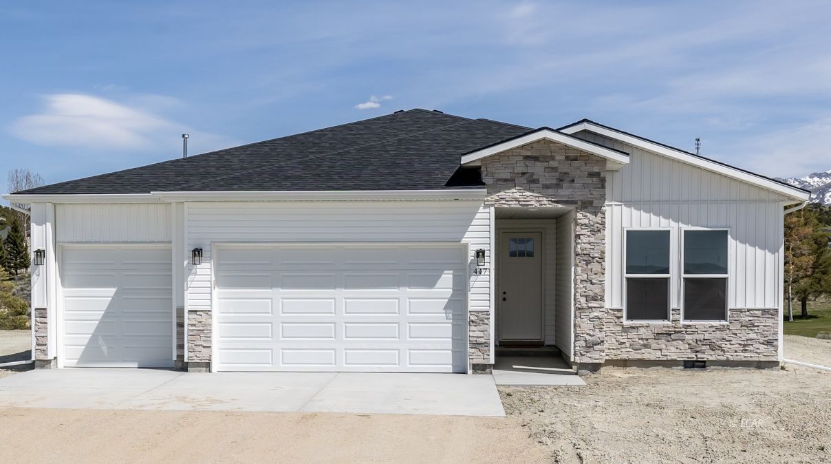 Elko, Nevada, 89801, United States, 3 Bedrooms Bedrooms, ,2 BathroomsBathrooms,Residential,For Sale,1868660