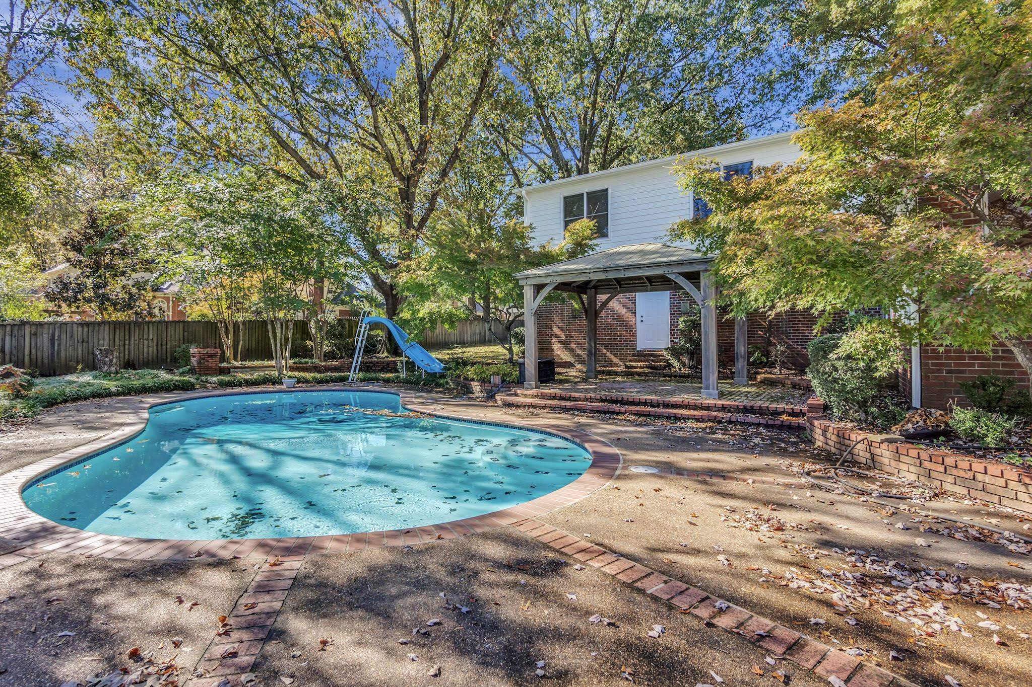 Germantown, Tennessee, 38139, United States, 6 Bedrooms Bedrooms, ,6 BathroomsBathrooms,Residential,For Sale,1987411