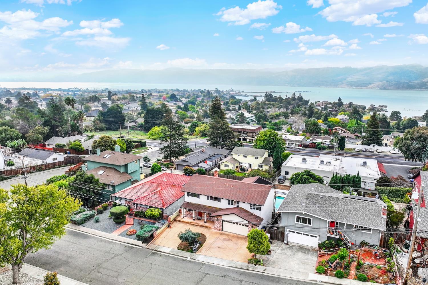 Benicia, California, 94510, United States, 4 Bedrooms Bedrooms, ,3 BathroomsBathrooms,Residential,For Sale,1989511