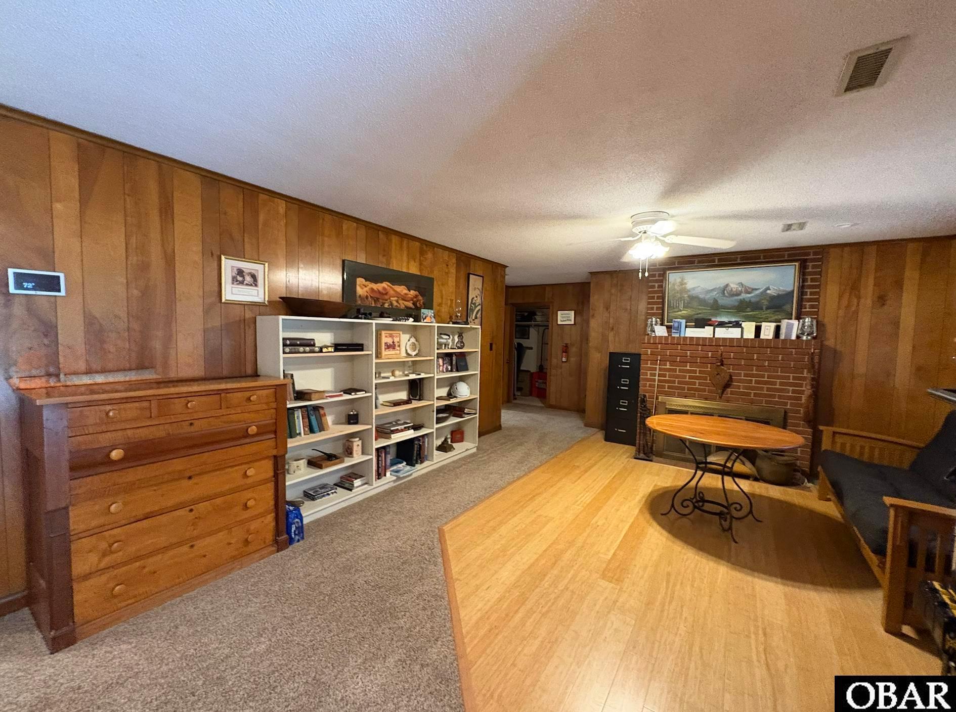 Kill Devil Hills, North Carolina, 27948-8406, United States, 3 Bedrooms Bedrooms, ,3 BathroomsBathrooms,Residential,For Sale,1959327