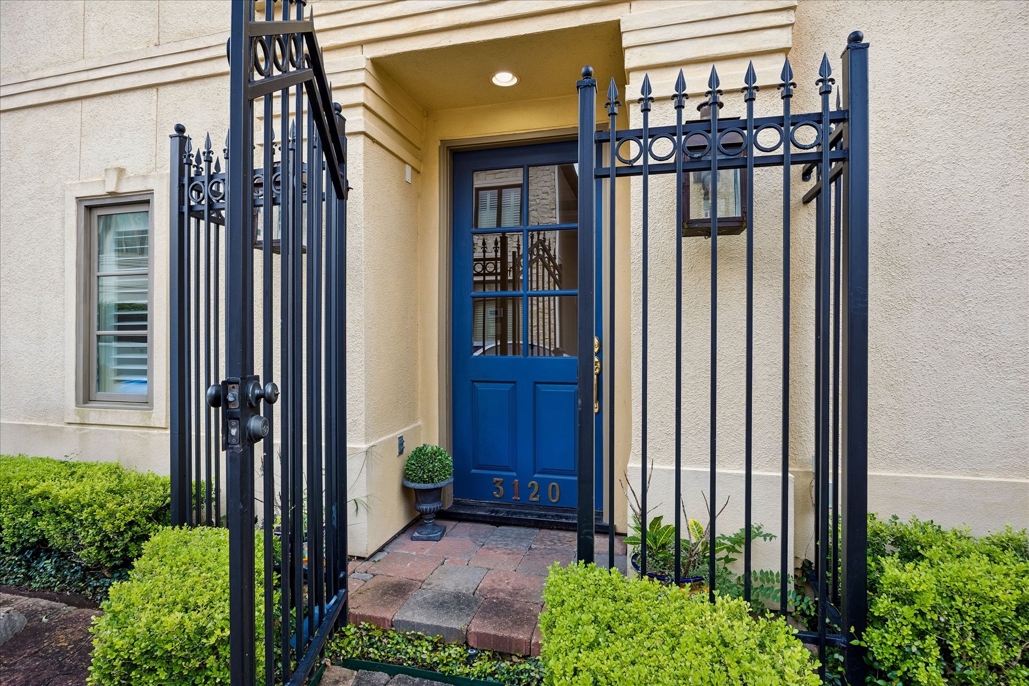  3120 Murworth Drive - 物件實景