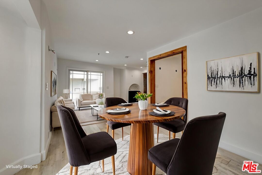 Beverly Hills, California, 90210, United States, 8 Bedrooms Bedrooms, ,3 BathroomsBathrooms,Residential,For Sale,1916732