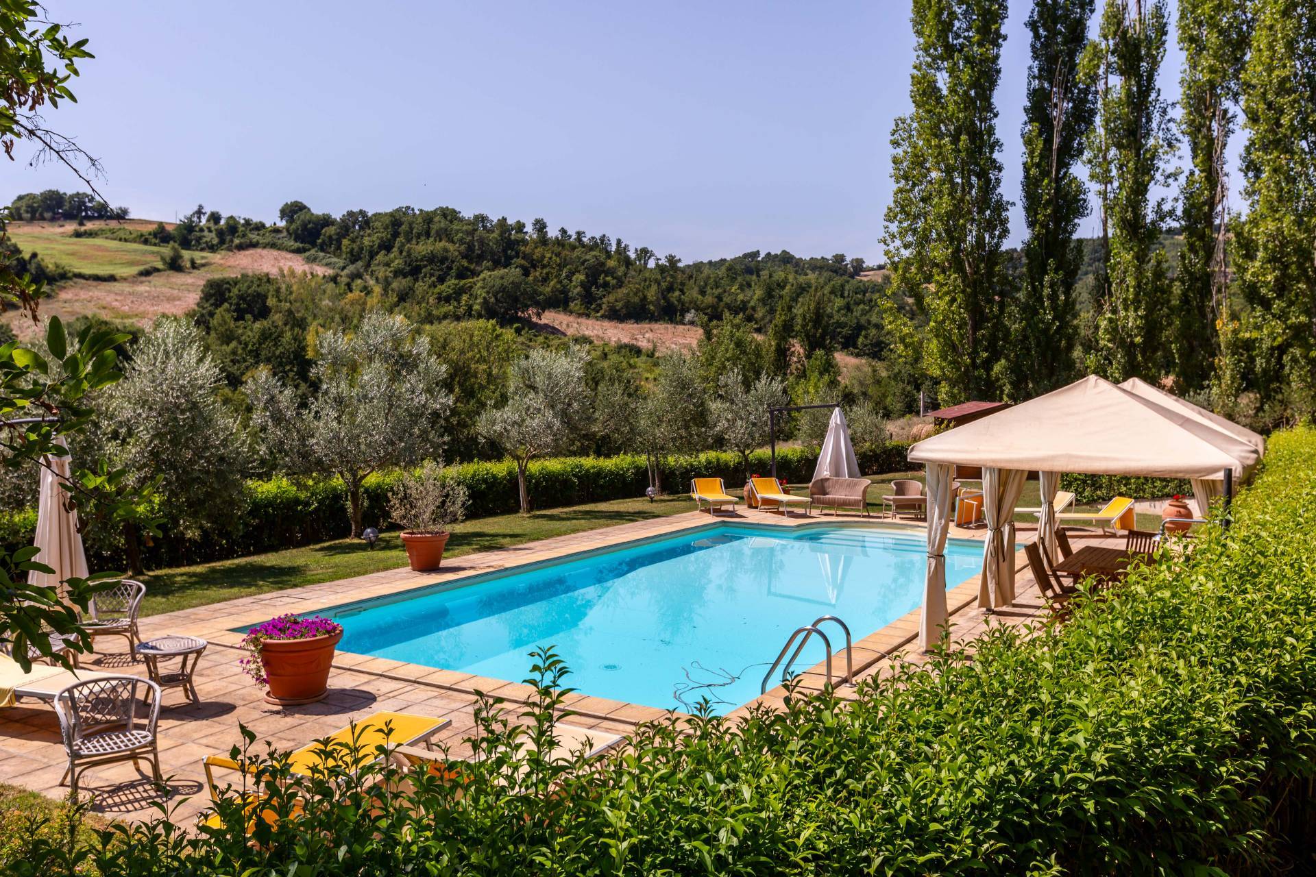 Localit? Porzone, Todi, Perugia, 06059, IT, 6 Bedrooms Bedrooms, ,6 BathroomsBathrooms,Residential,For Sale,Localit? Porzone,1586795