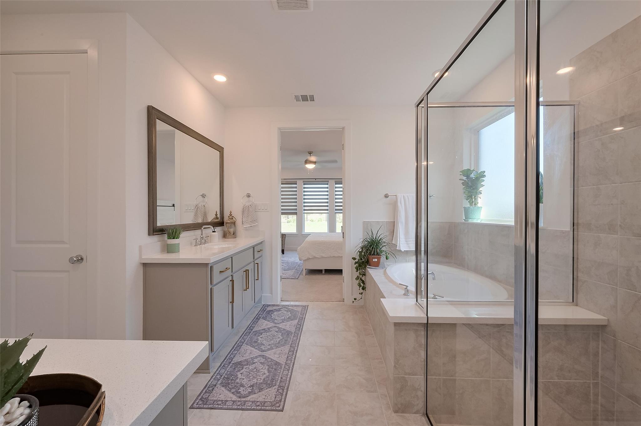 Katy, Texas, 77493, United States, 4 Bedrooms Bedrooms, ,3 BathroomsBathrooms,Residential,For Sale,1921251