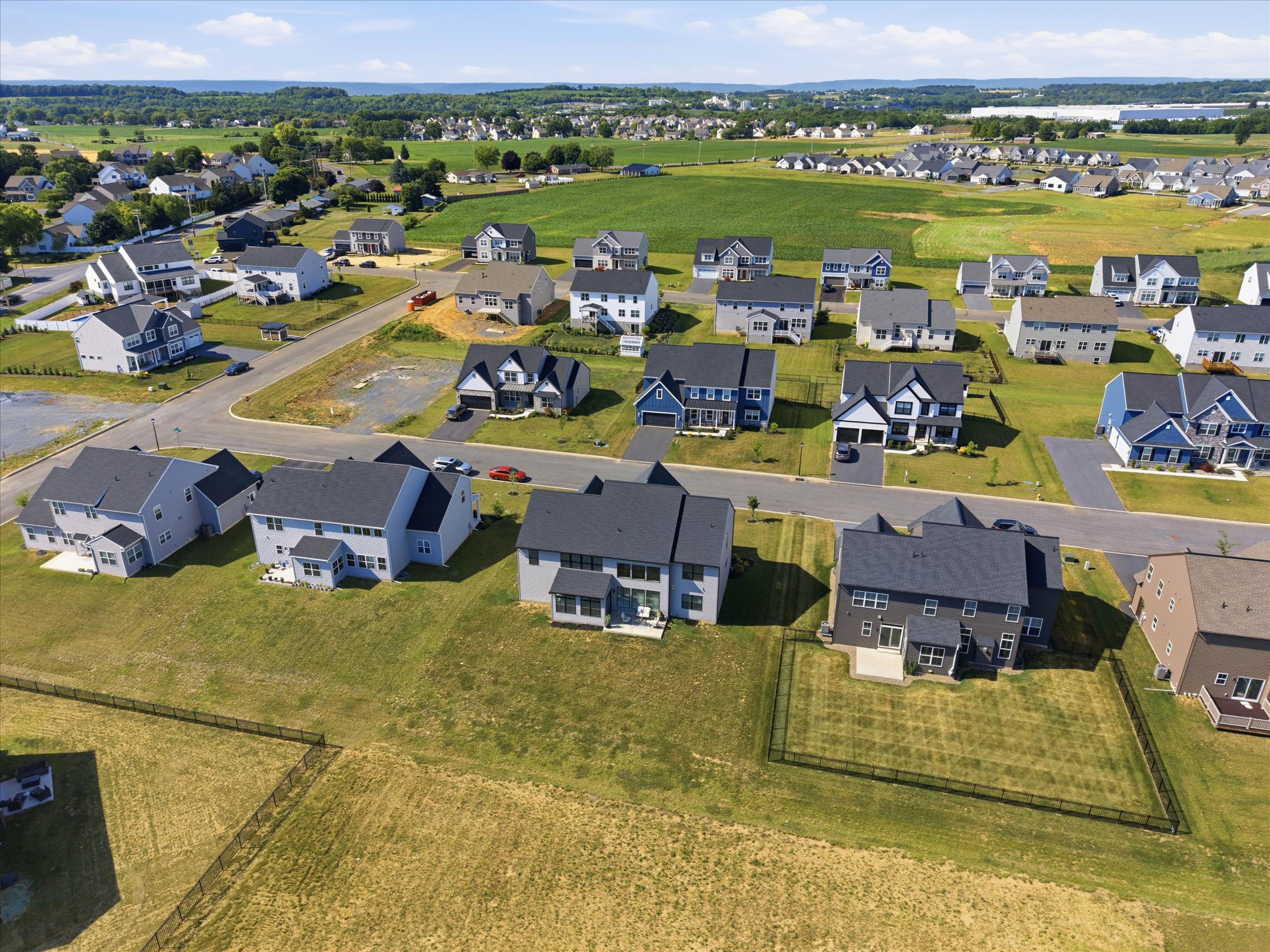  529 Breezewood Ln - 物件實景