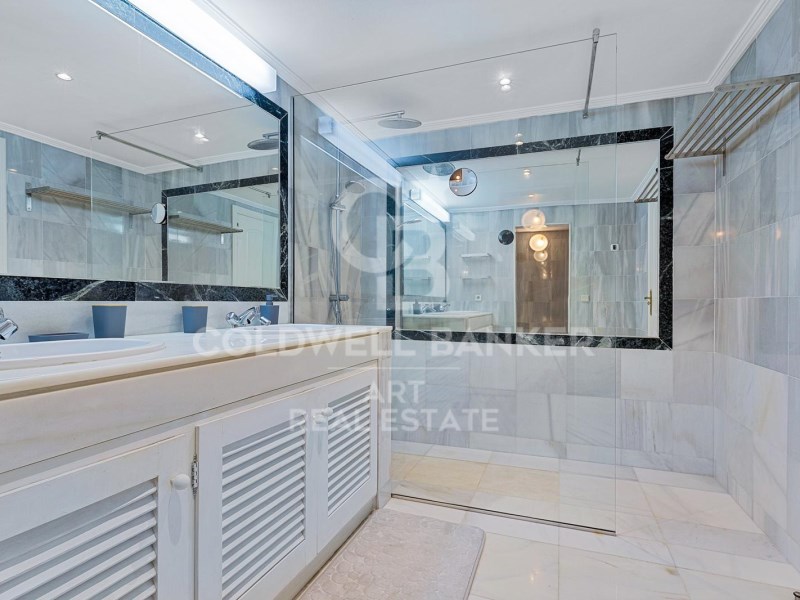 Estepona, Andalusia, ES, 2 Bedrooms Bedrooms, ,2 BathroomsBathrooms,Residential,For Sale,1827063