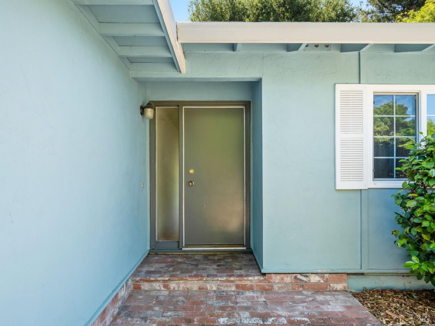 Sonoma, California, 95476, United States, 2 Bedrooms Bedrooms, ,2 BathroomsBathrooms,Residential,For Sale,1837248