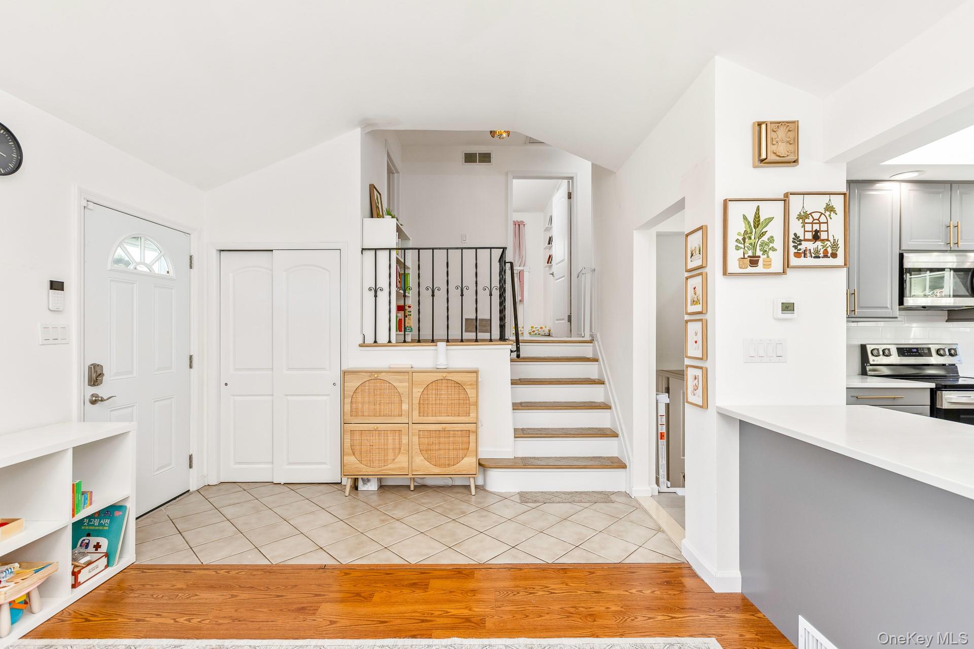  21 Pinetree Avenue, Hicksville, NY, 11801 - 物件實景