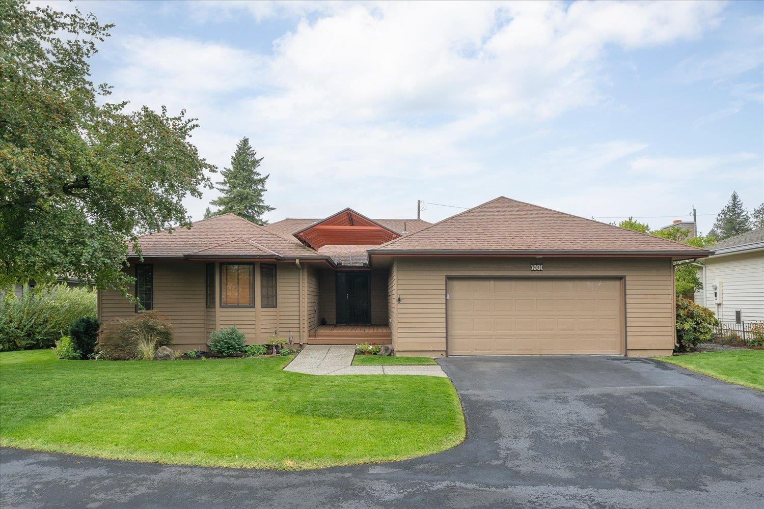 Spokane, Washington, 99203, United States, 3 Bedrooms Bedrooms, ,3 BathroomsBathrooms,Residential,For Sale,1978523