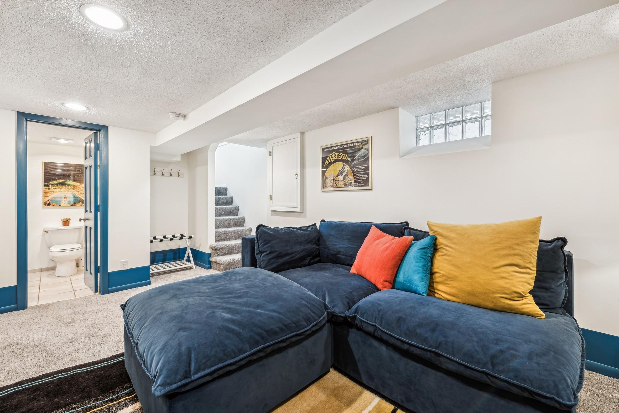 Minneapolis, Minnesota, 55408, United States, 4 Bedrooms Bedrooms, ,2 BathroomsBathrooms,Residential,For Sale,1898421