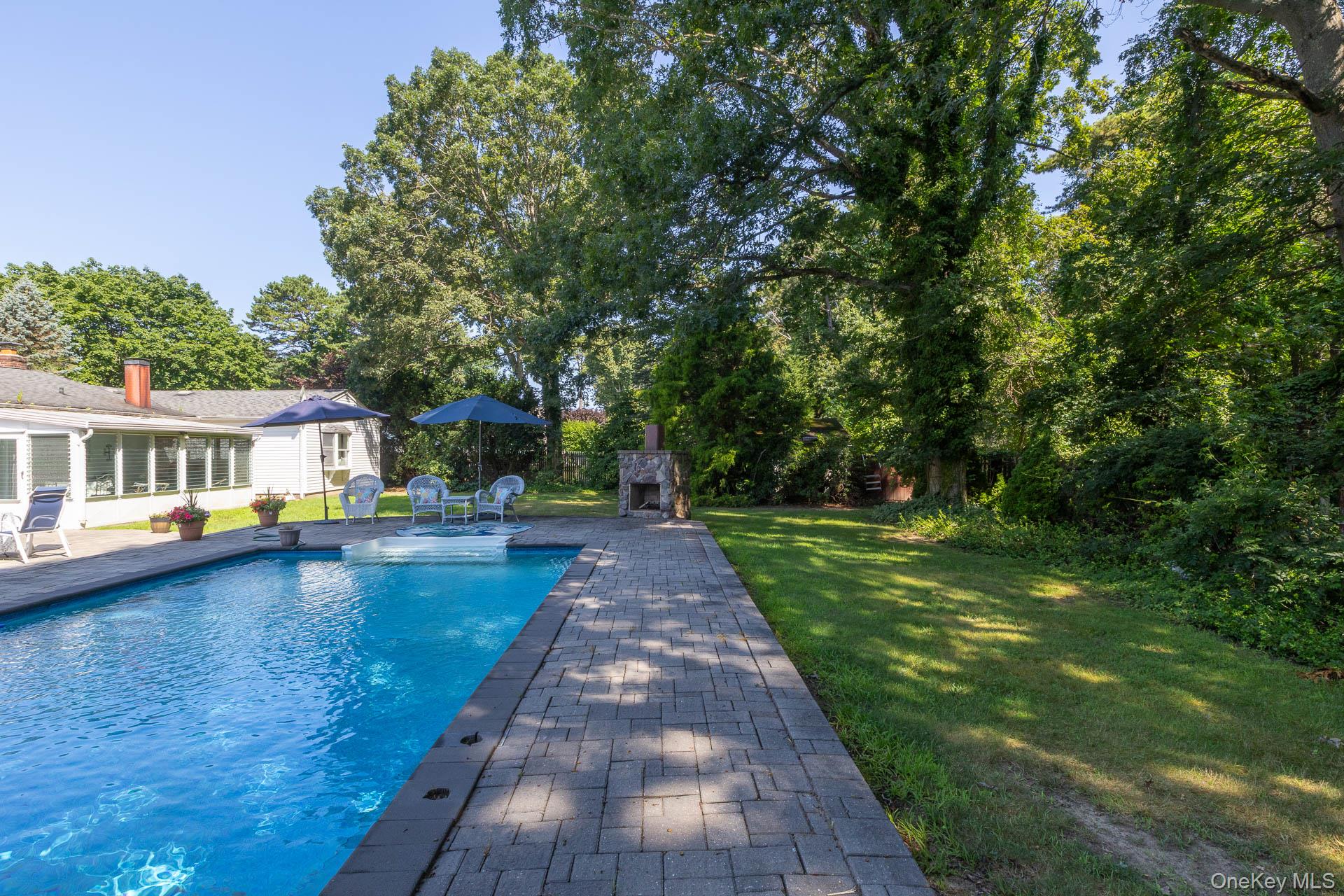 Shoreham, New York, 11786, United States, 3 Bedrooms Bedrooms, ,2 BathroomsBathrooms,Residential,For Sale,1908697