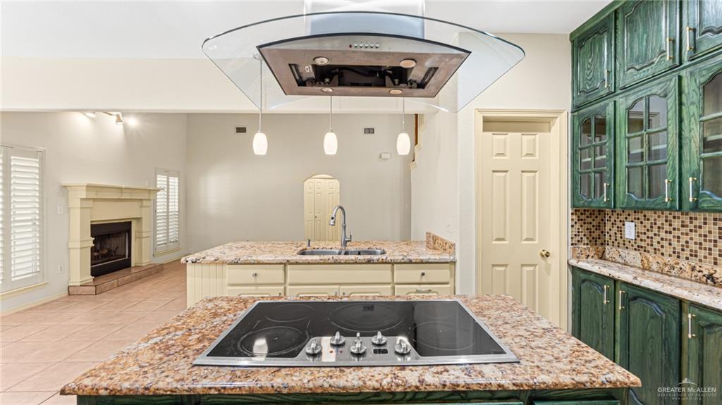 Edinburg, Texas, 78541, United States, 4 Bedrooms Bedrooms, ,3 BathroomsBathrooms,Residential,For Sale,1933040