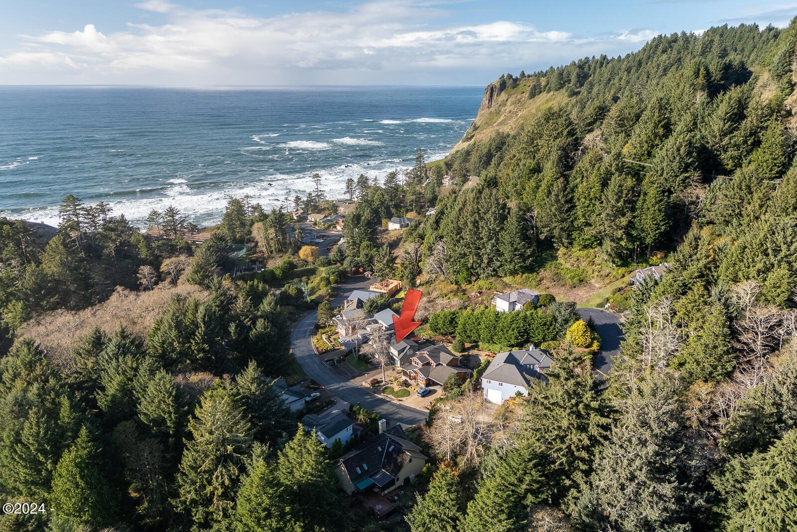 124 Sea Crest, Otter Rock, Oregon, 97369, United States, 4 Bedrooms Bedrooms, ,3 BathroomsBathrooms,Residential,For Sale,124 Sea Crest,1663553