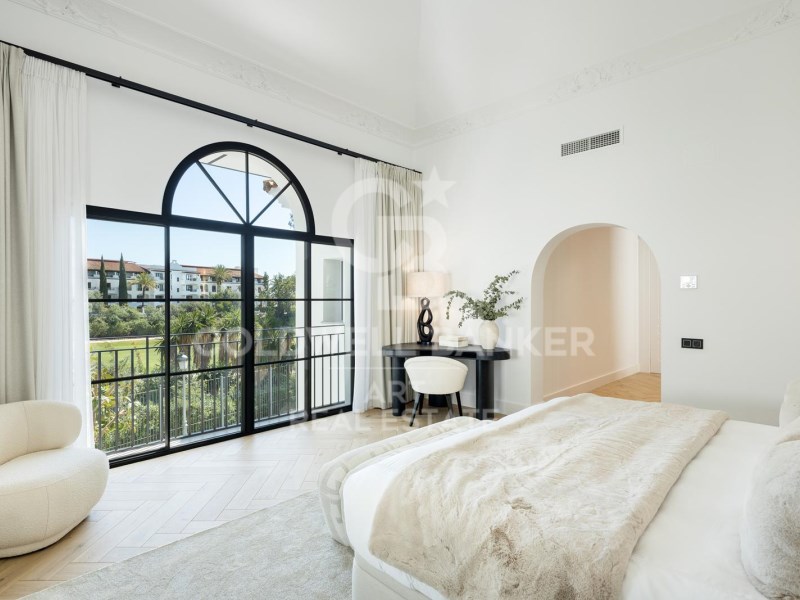 Benahavís, Andalusia, ES, 5 Bedrooms Bedrooms, ,5 BathroomsBathrooms,Residential,For Sale,1768656