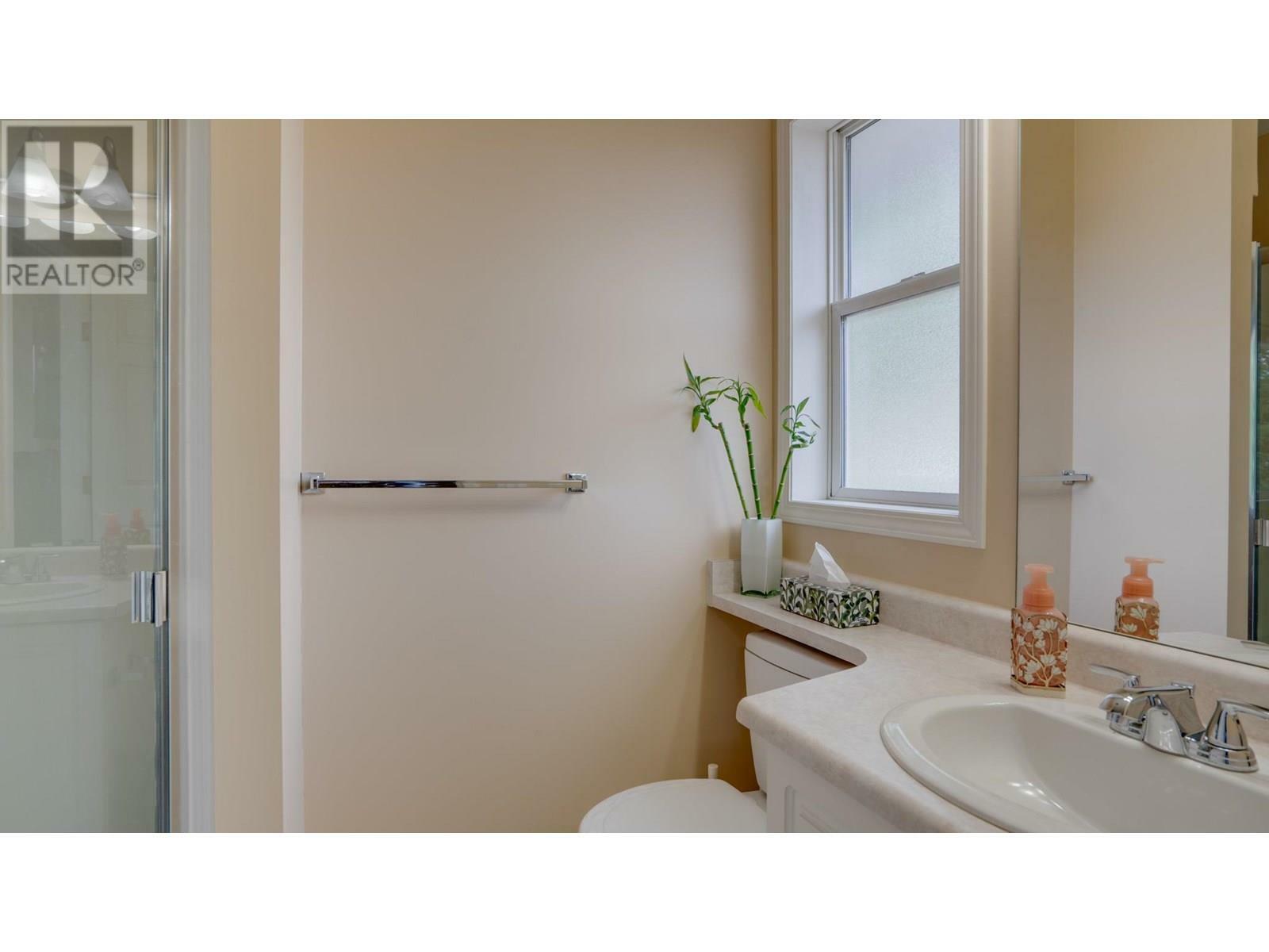 VERNON, British Columbia, V1H 1A6, CA, 5 Bedrooms Bedrooms, ,3 BathroomsBathrooms,Residential,For Sale,1857658