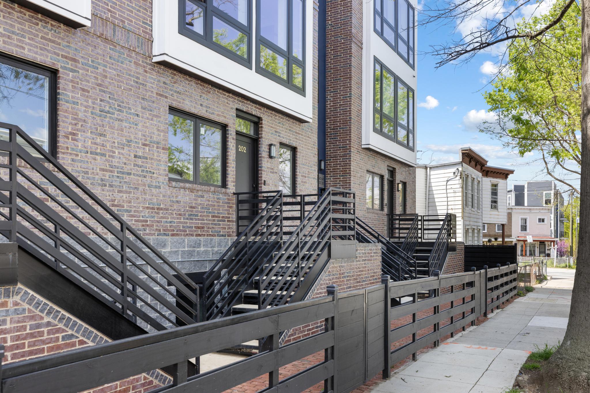  2305 Nicholson SE, Washington, DC, 20020 - 物件實景