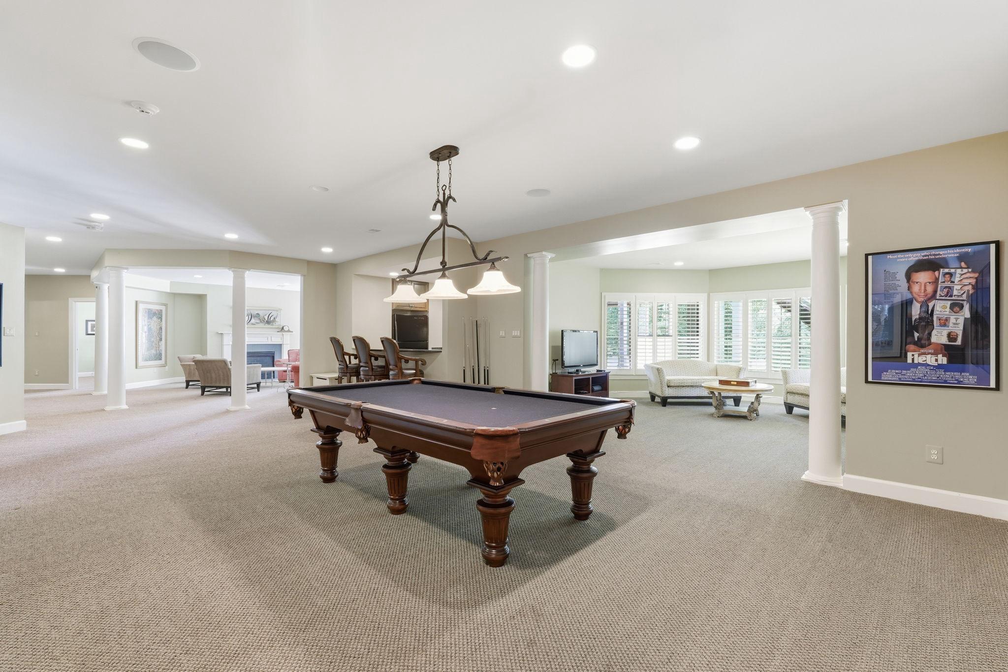  7818 Crownhurst Court, Mclean, VA, 22102 - 物件實景