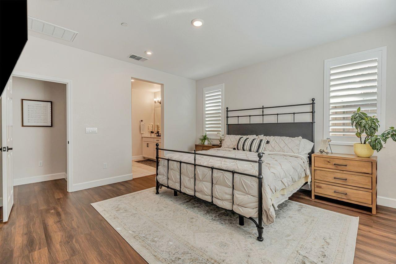 Sacramento, California, 95829, United States, 3 Bedrooms Bedrooms, ,2 BathroomsBathrooms,Residential,For Sale,1950991