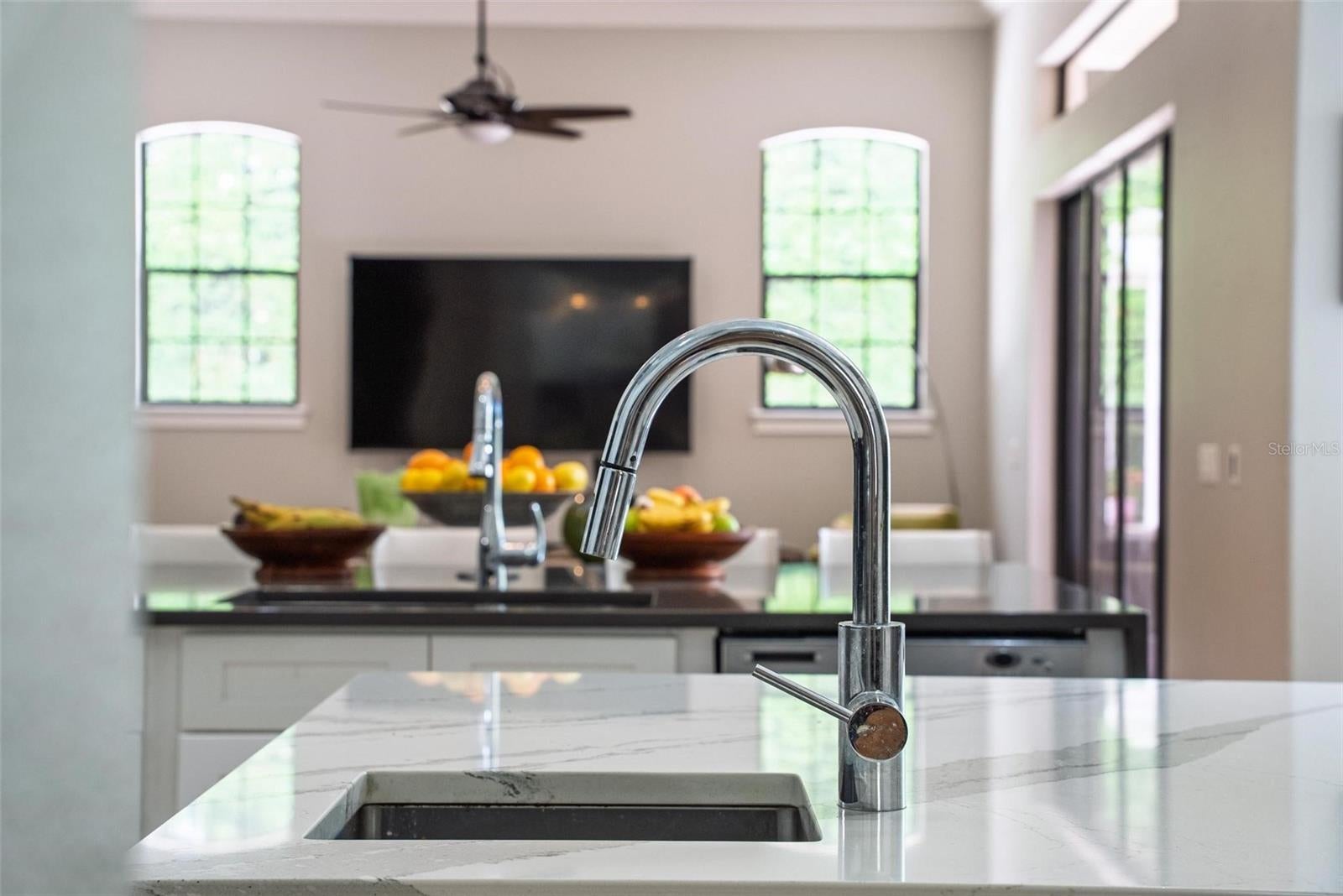 WINDERMERE, Florida, 34786, United States, 5 Bedrooms Bedrooms, ,5 BathroomsBathrooms,Residential,For Sale,1976046