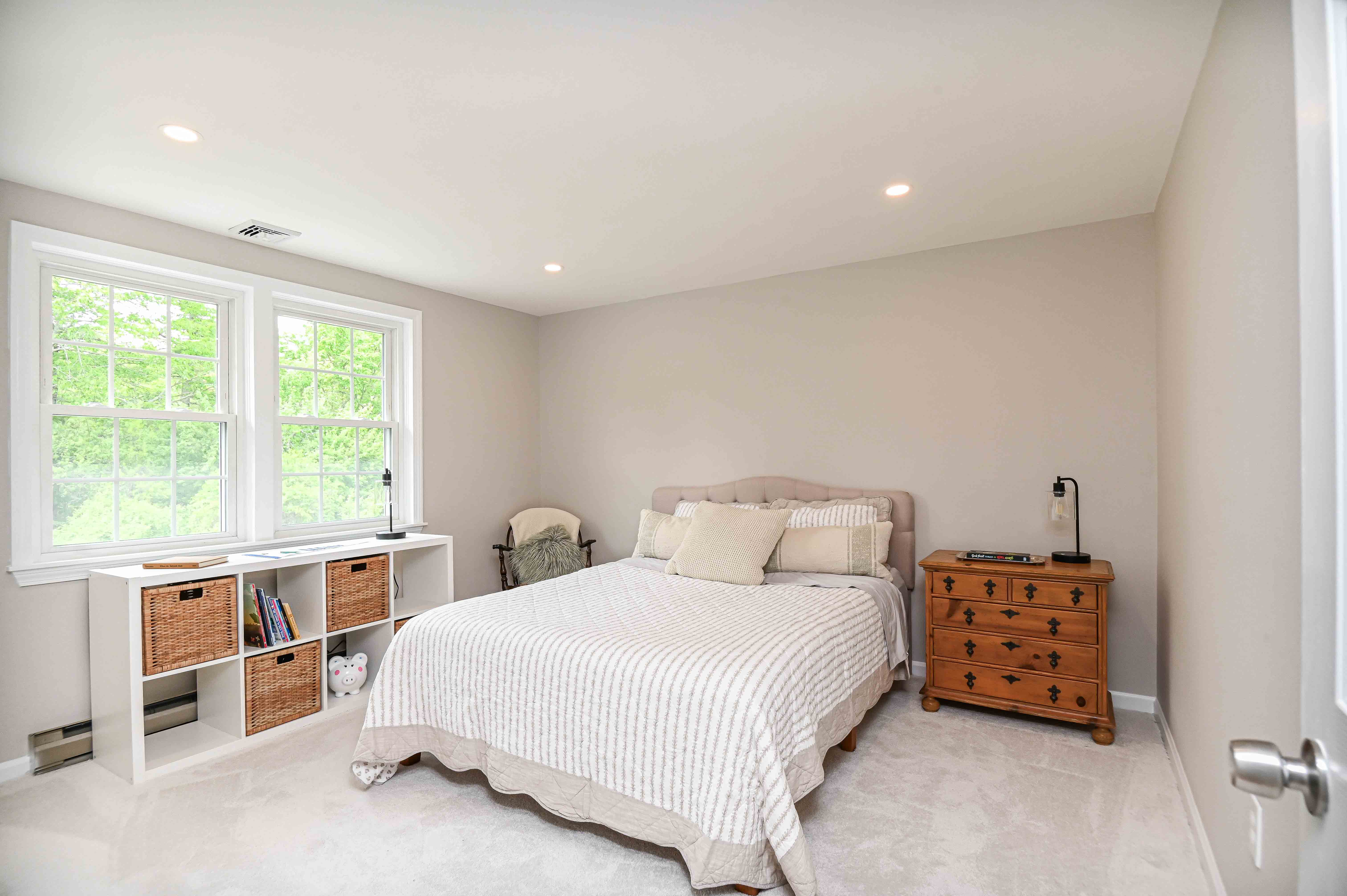 York, Maine, 03909, United States, 3 Bedrooms Bedrooms, ,3 BathroomsBathrooms,Residential,For Sale,1856750