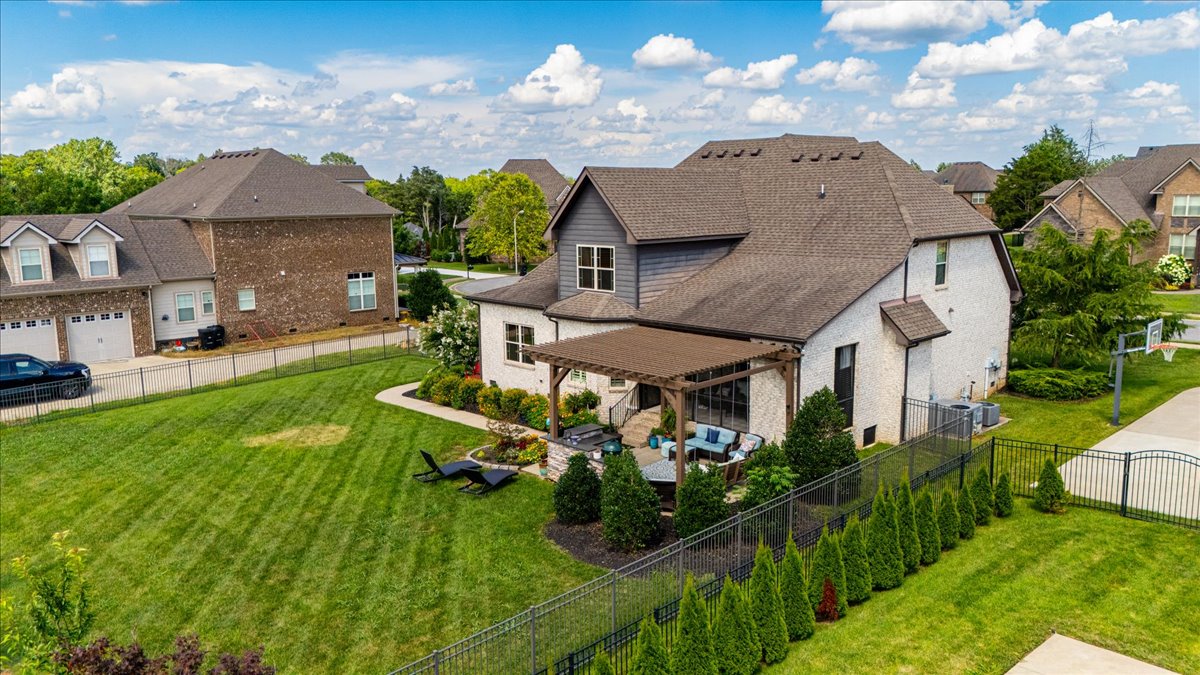Murfreesboro, Tennessee, 37128, United States, 4 Bedrooms Bedrooms, ,4 BathroomsBathrooms,Residential,For Sale,1921646