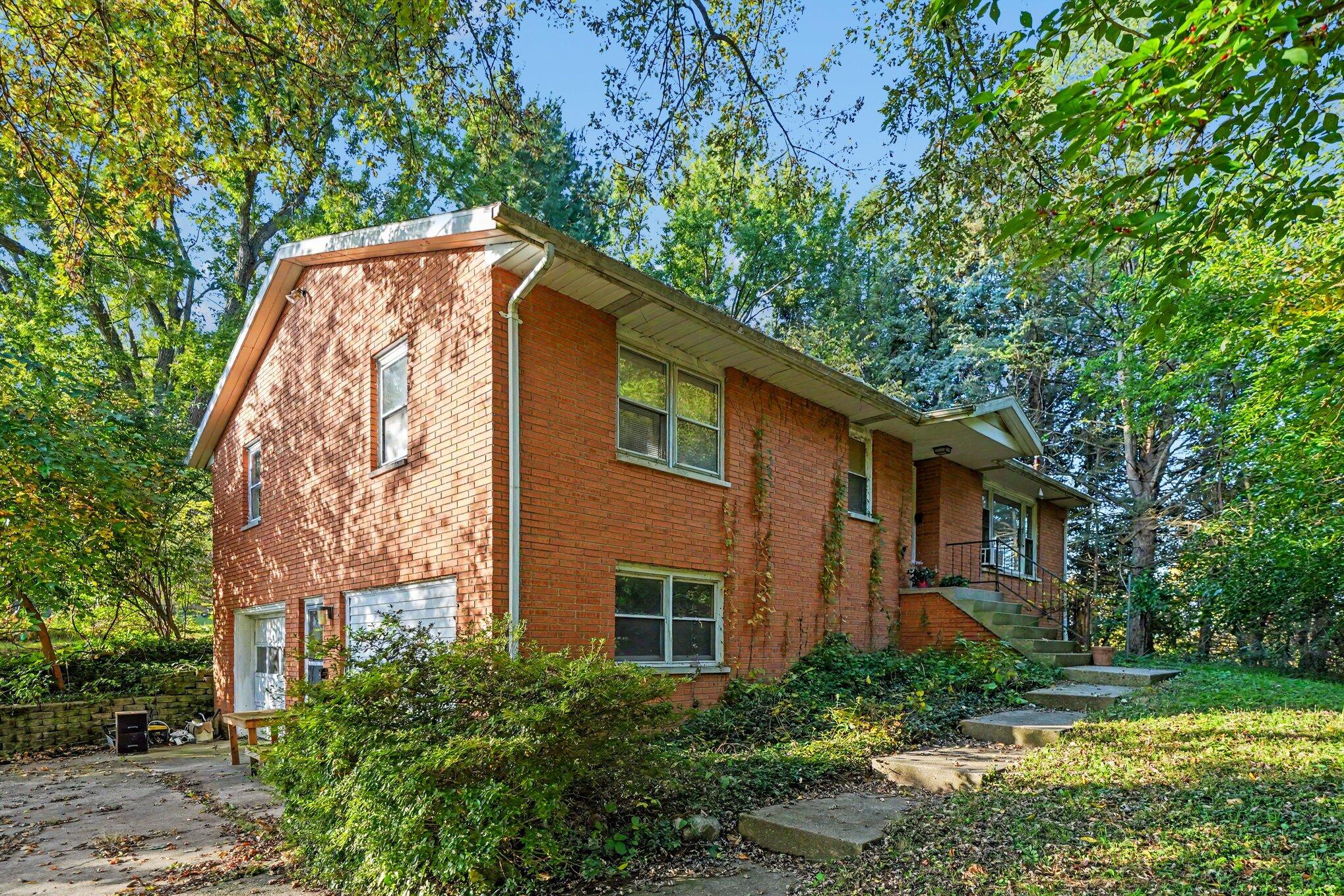Shawnee Rd, Berrien Springs, MI 49103