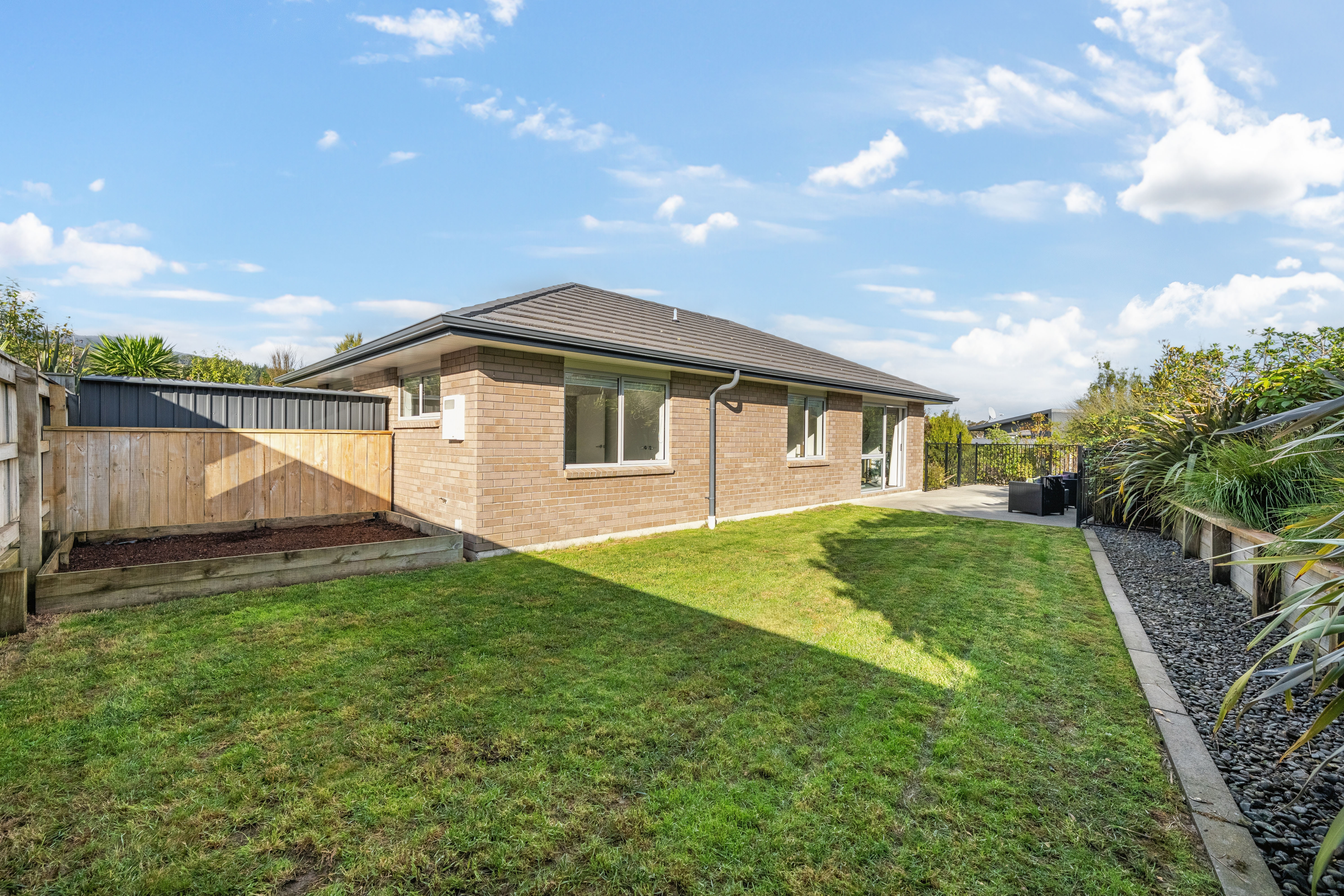  92 Sunstone Crescent, Timberlea, Upper Hutt - 物件實景