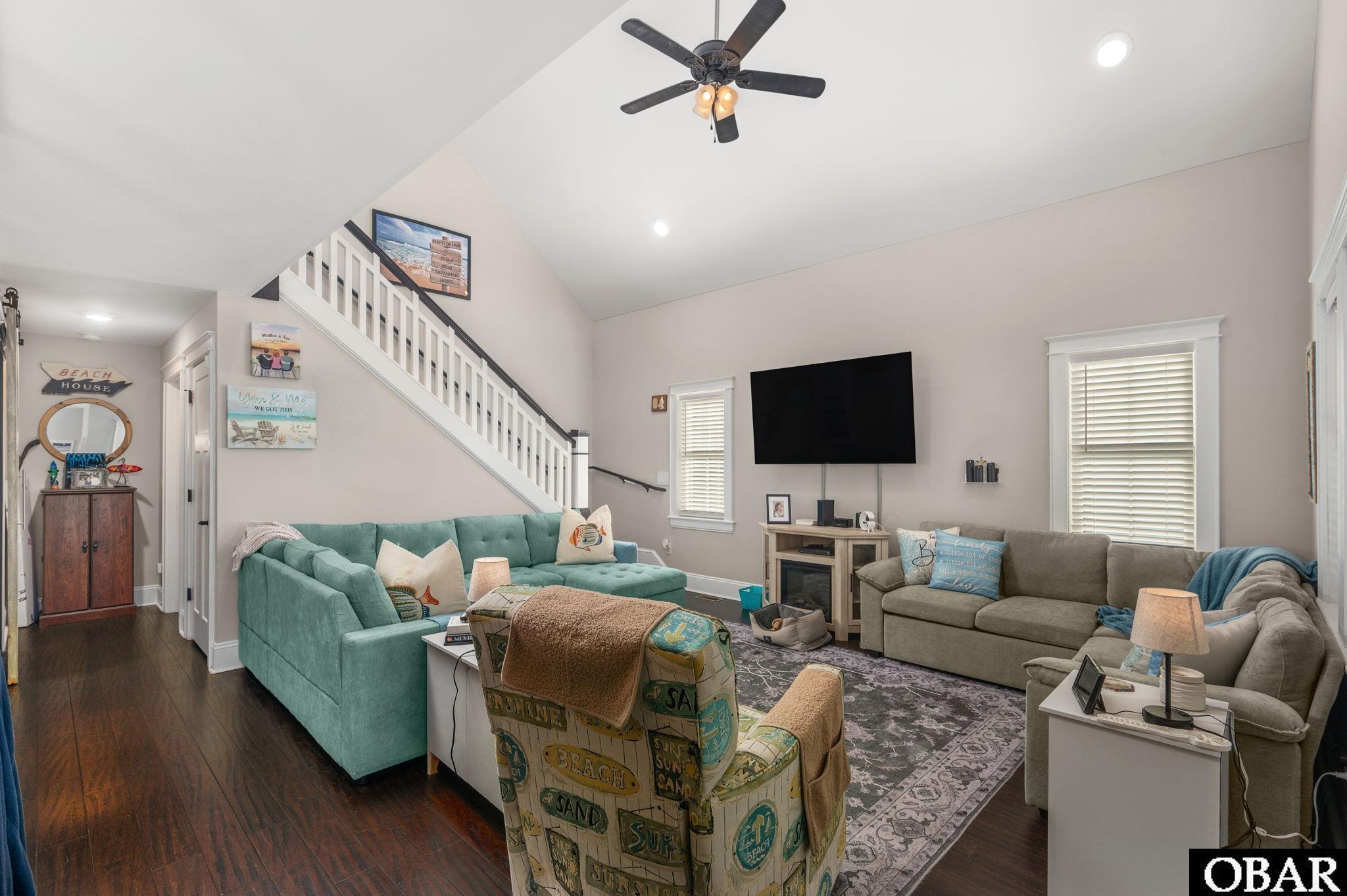 Kill Devil Hills, North Carolina, 27948, United States, 4 Bedrooms Bedrooms, ,3 BathroomsBathrooms,Residential,For Sale,1986142