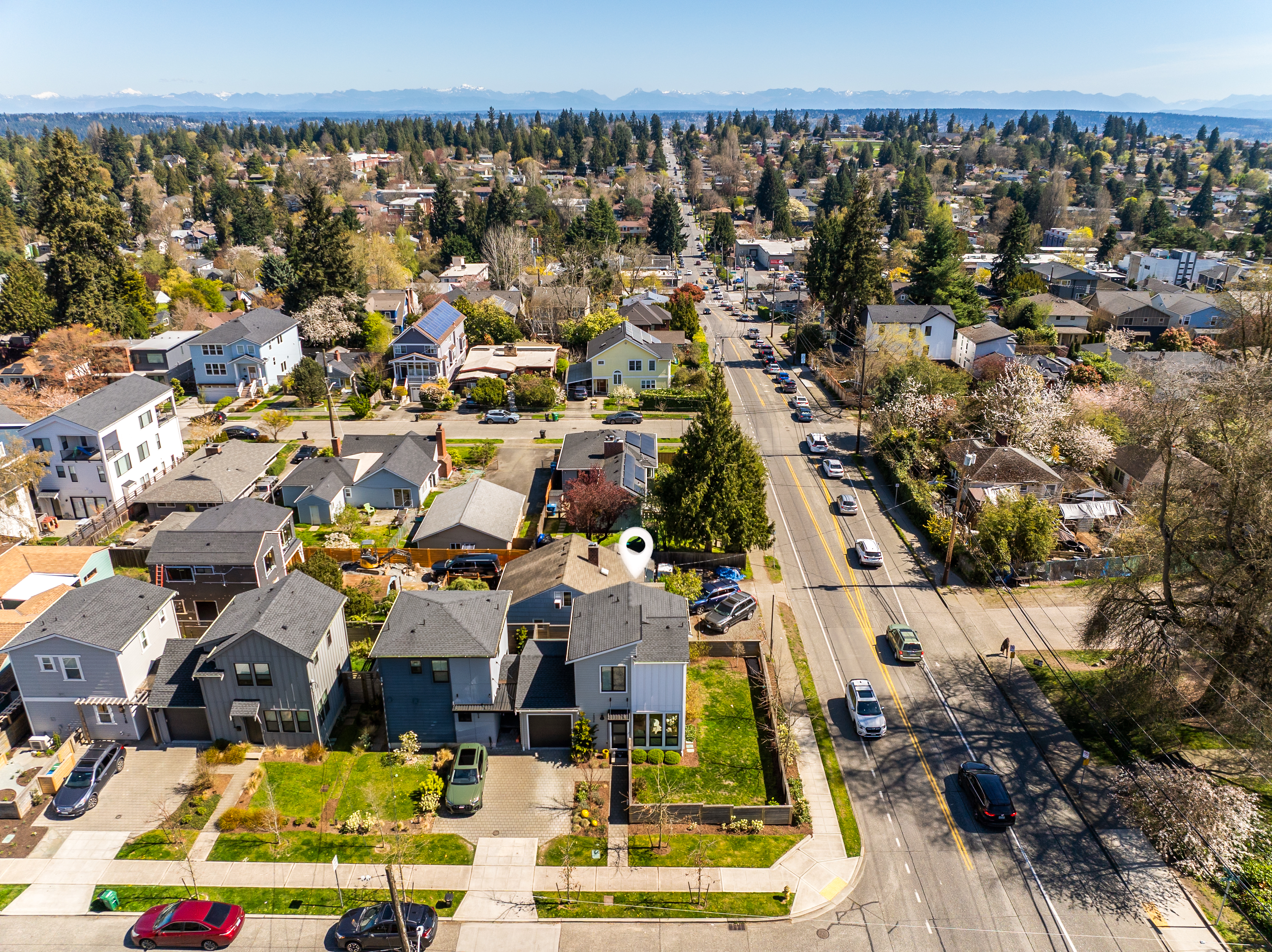  7502 32nd Ave NE Unit #A, Seattle, WA 98115 - 物件實景