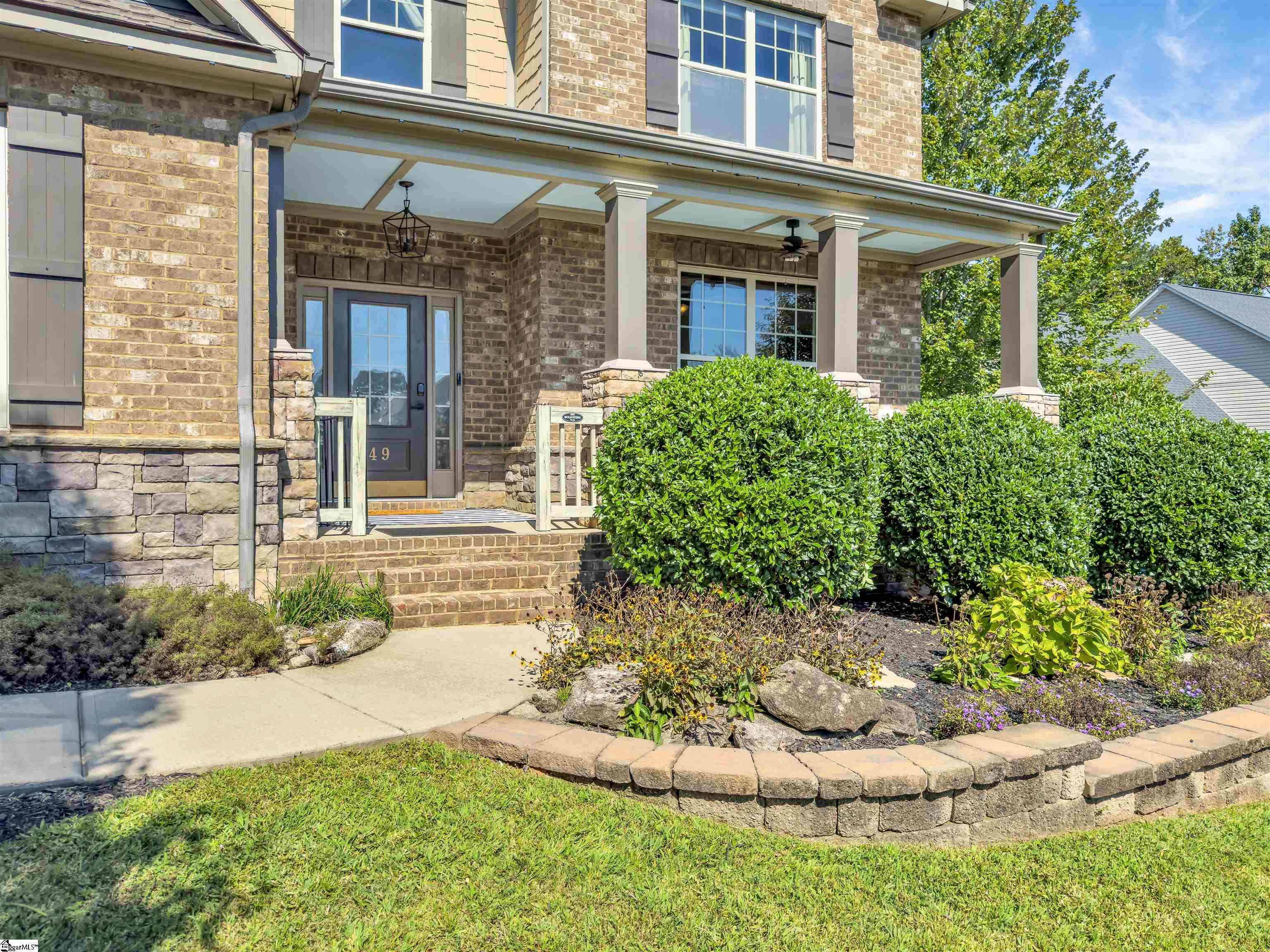 Simpsonville, South Carolina, 29681, United States, 4 Bedrooms Bedrooms, ,4 BathroomsBathrooms,Residential,For Sale,1948001
