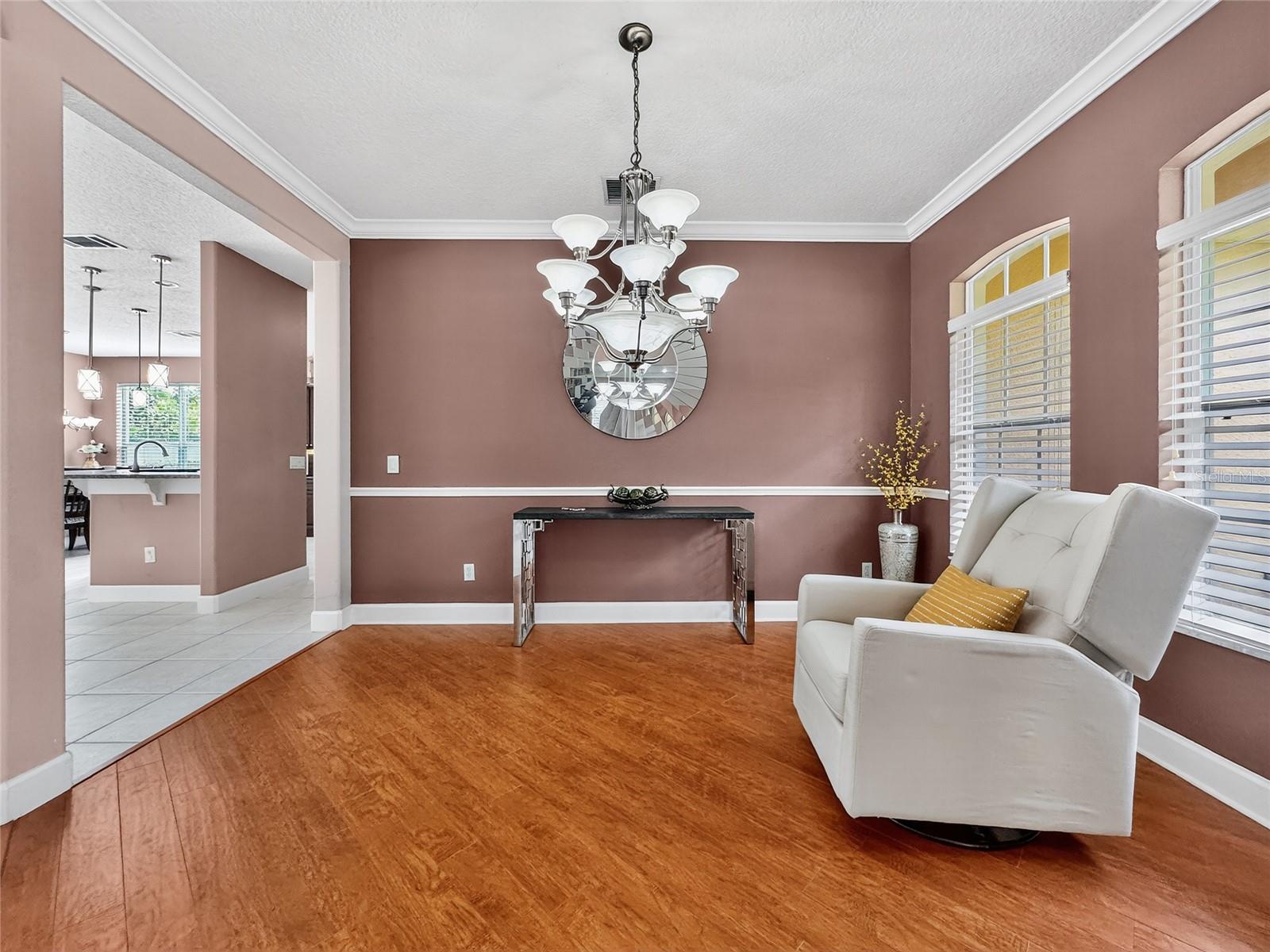 OVIEDO, Florida, 32766, United States, 5 Bedrooms Bedrooms, ,3 BathroomsBathrooms,Residential,For Sale,1974970